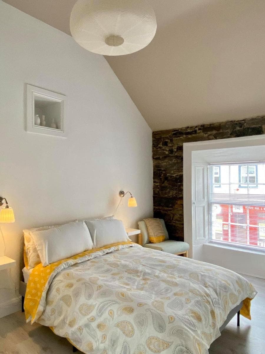 Room 1 Camp Street B&B