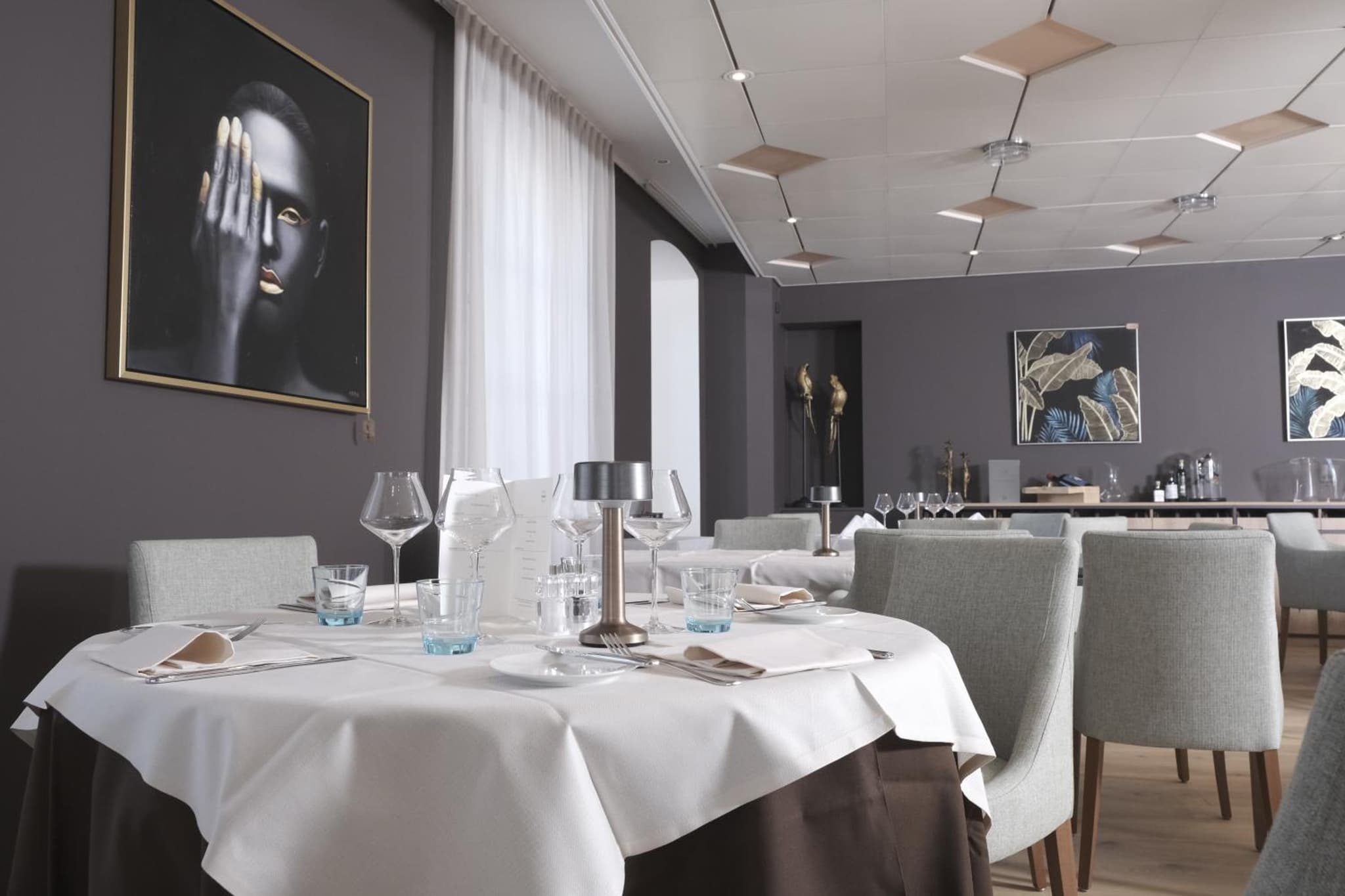restaurant