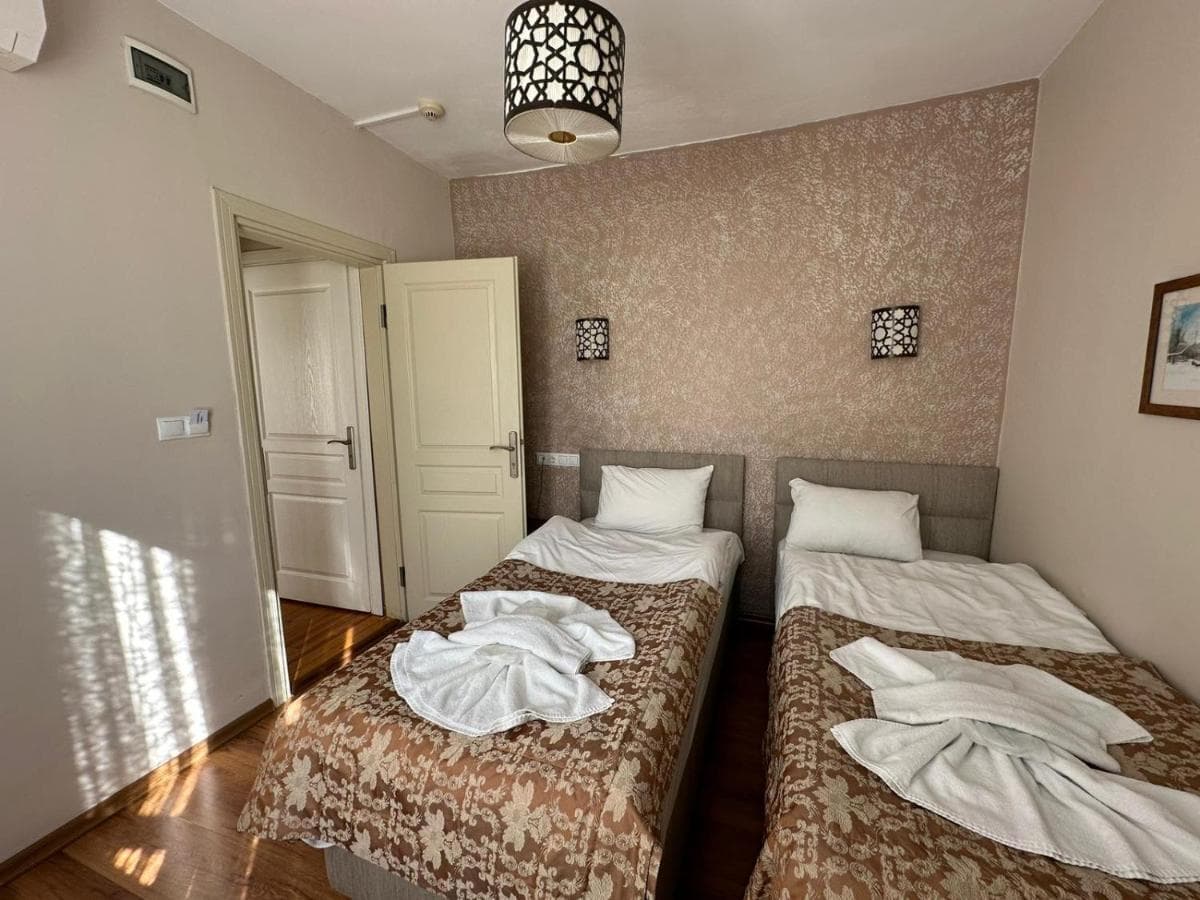 Hotel Buhara Family Inn photo 9