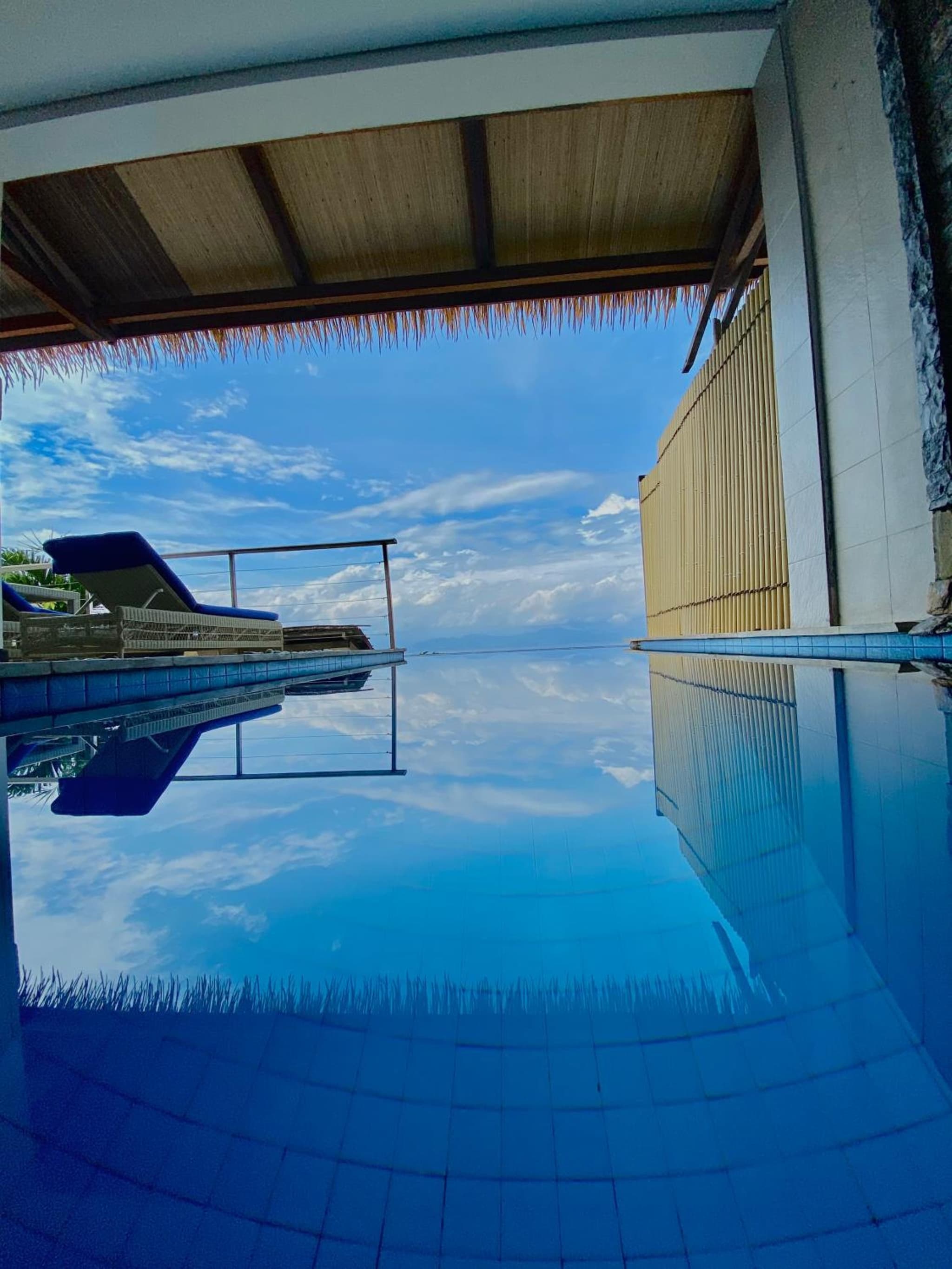 One-Bedroom Villa with Infinity Pool - Mid Level