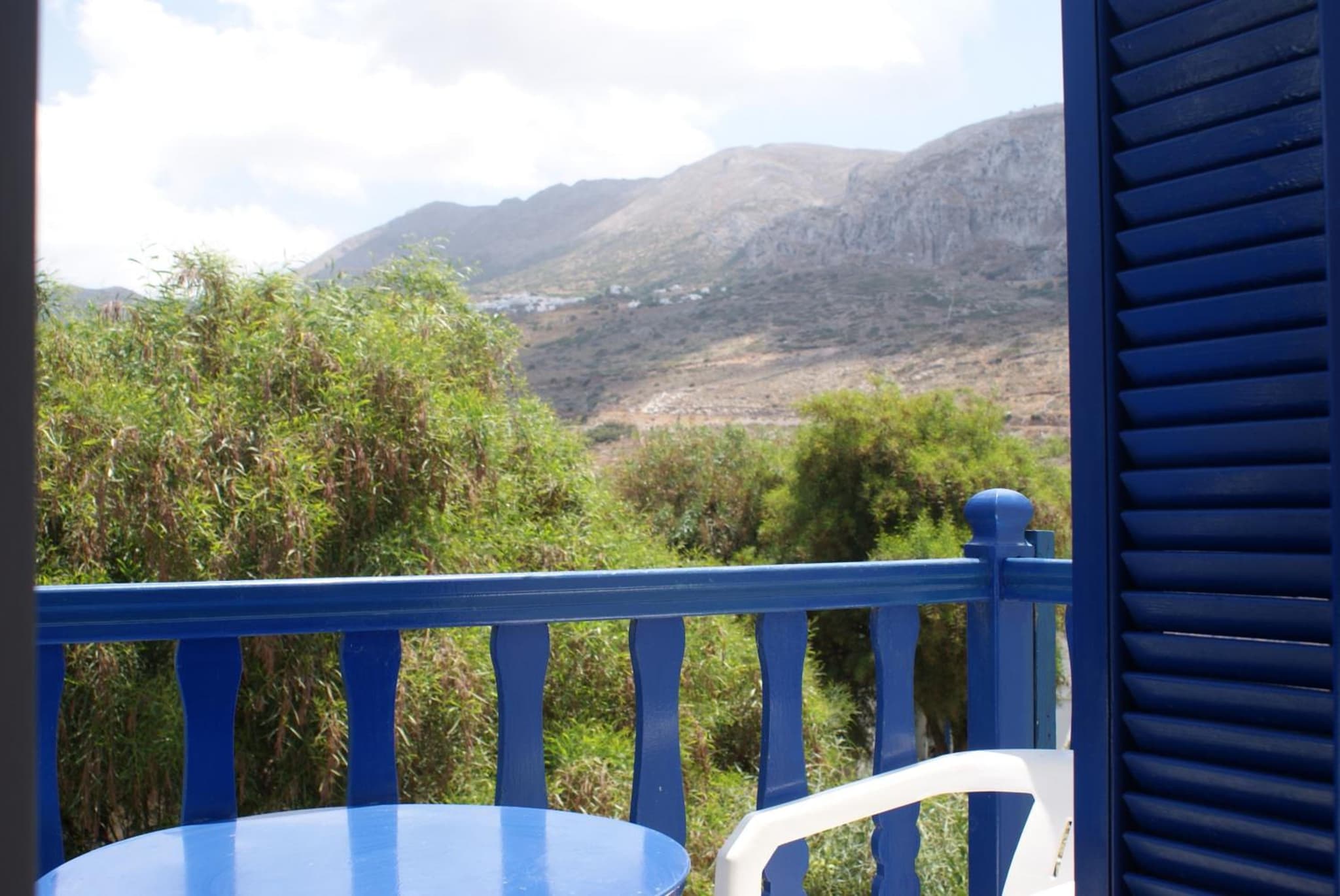 Double or Twin Room with Mountain View