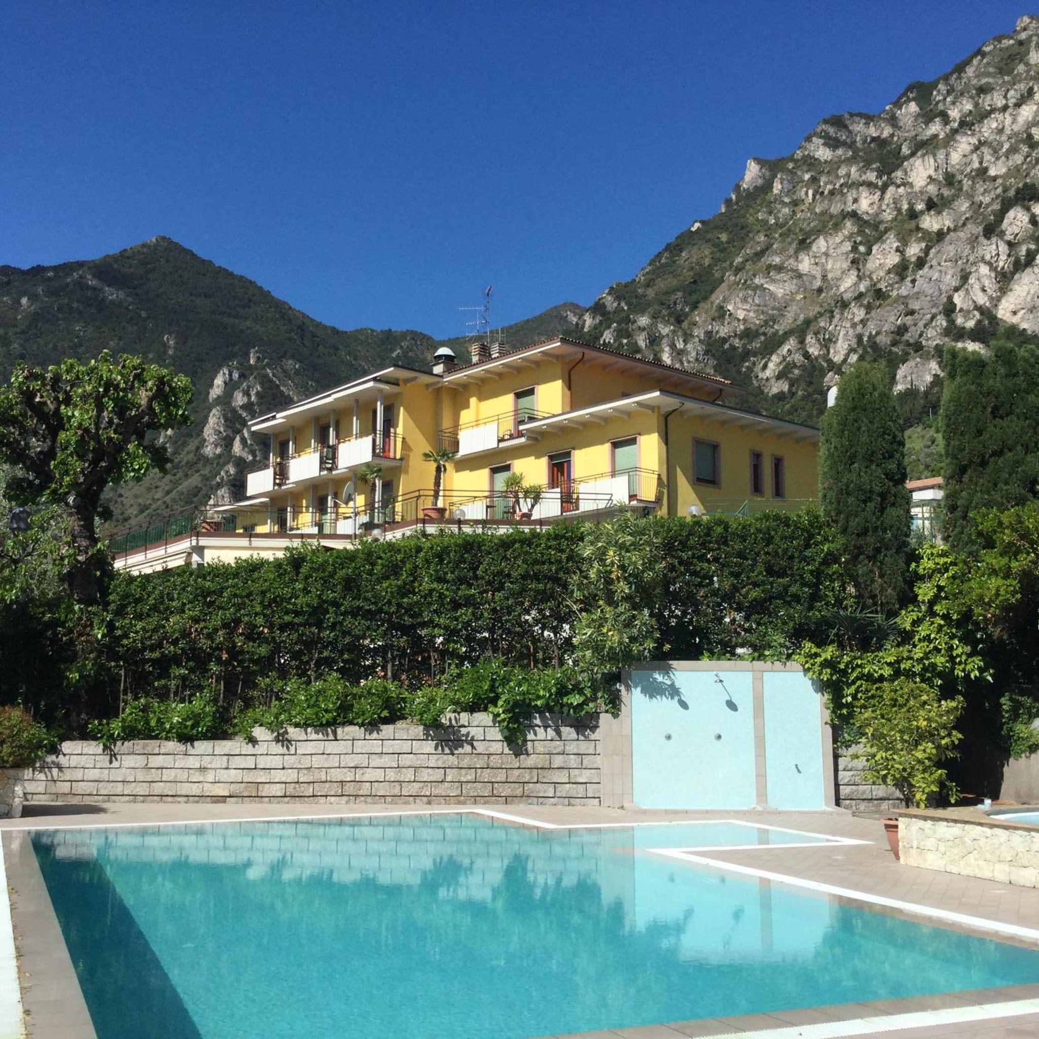 Hotel Limone photo 2