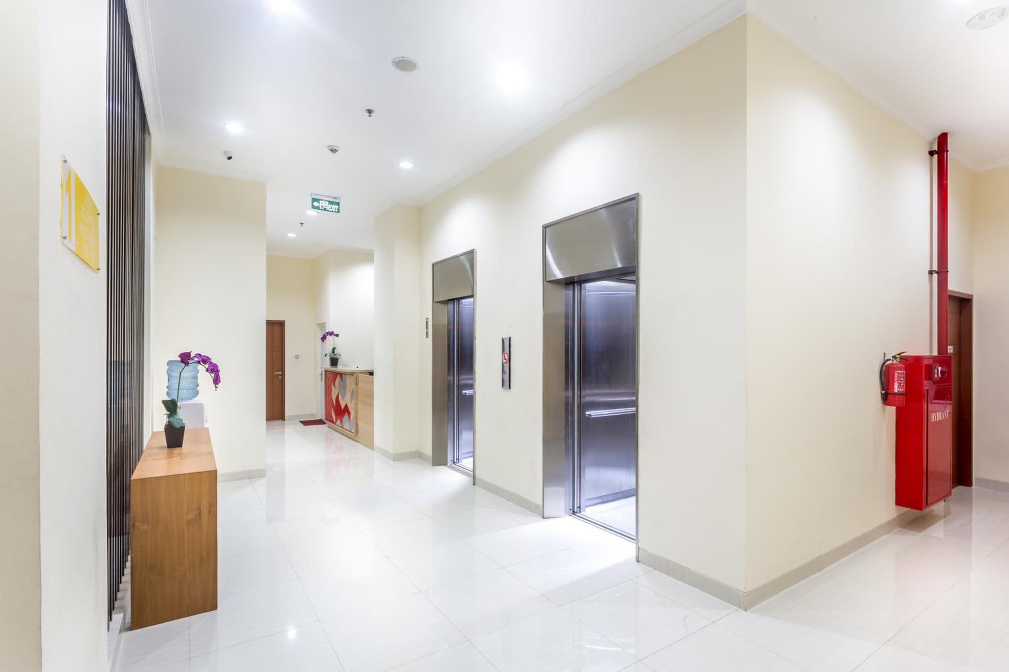 Astera Hotel Bintaro photo 9