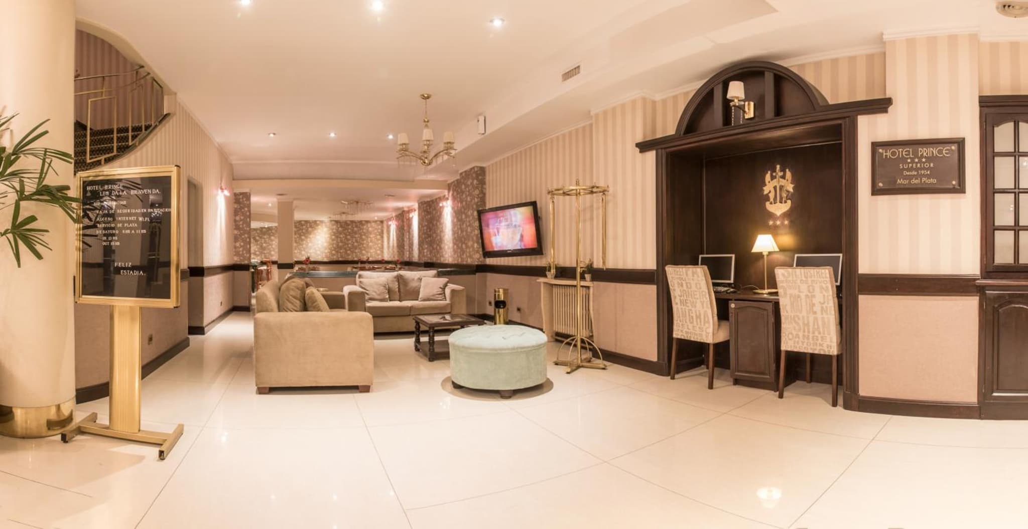 Prince Hotel photo 3
