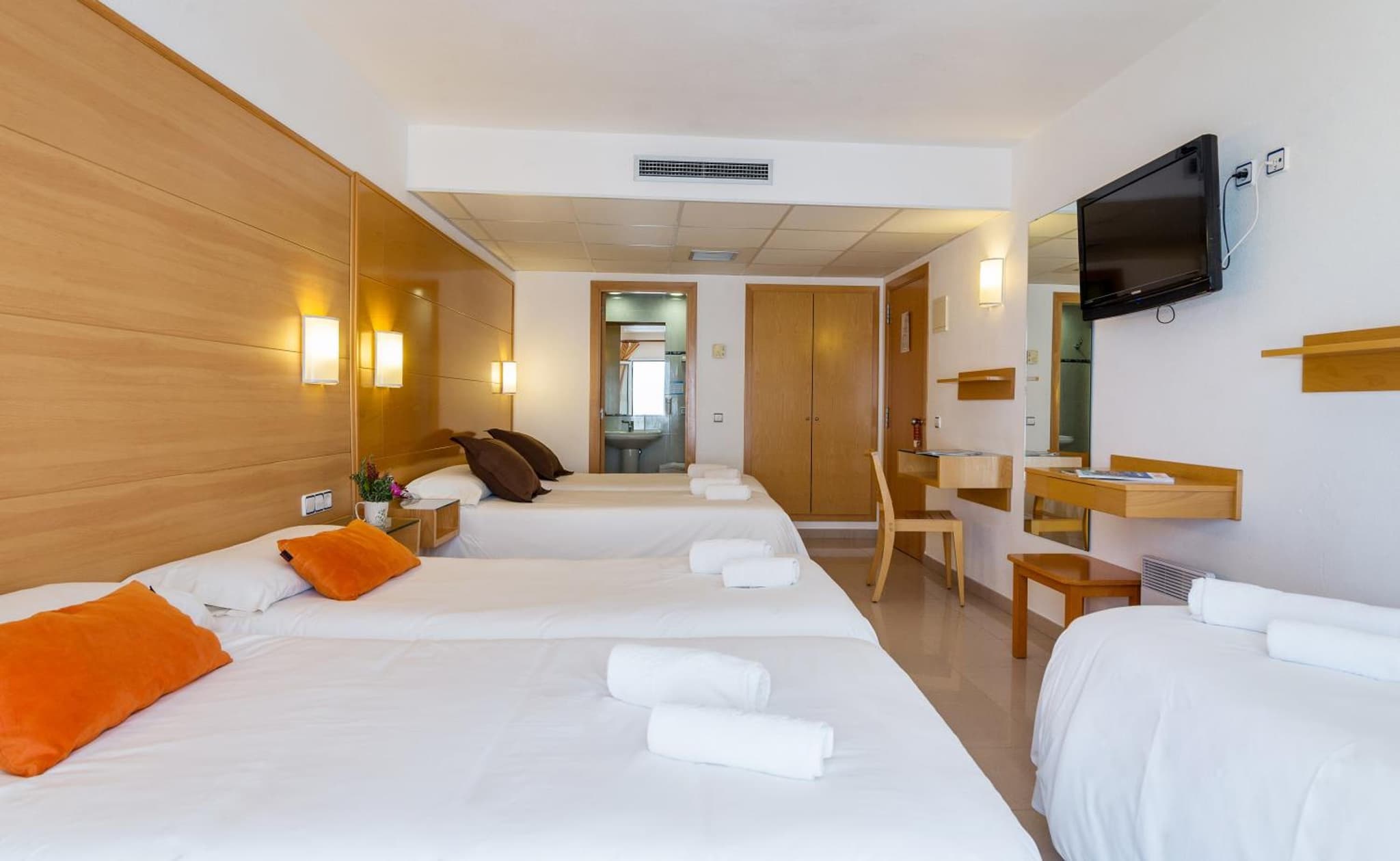 Hotel & Diving Les Illes photo 8