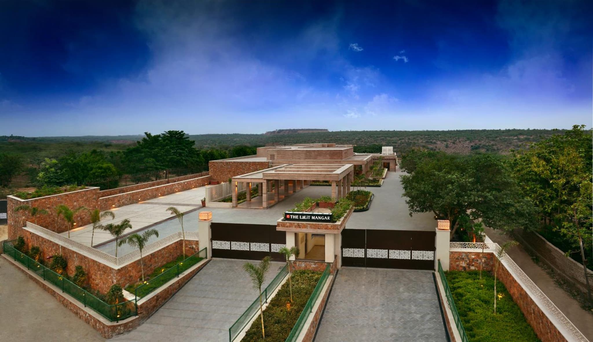 The Lalit Mangar photo 9
