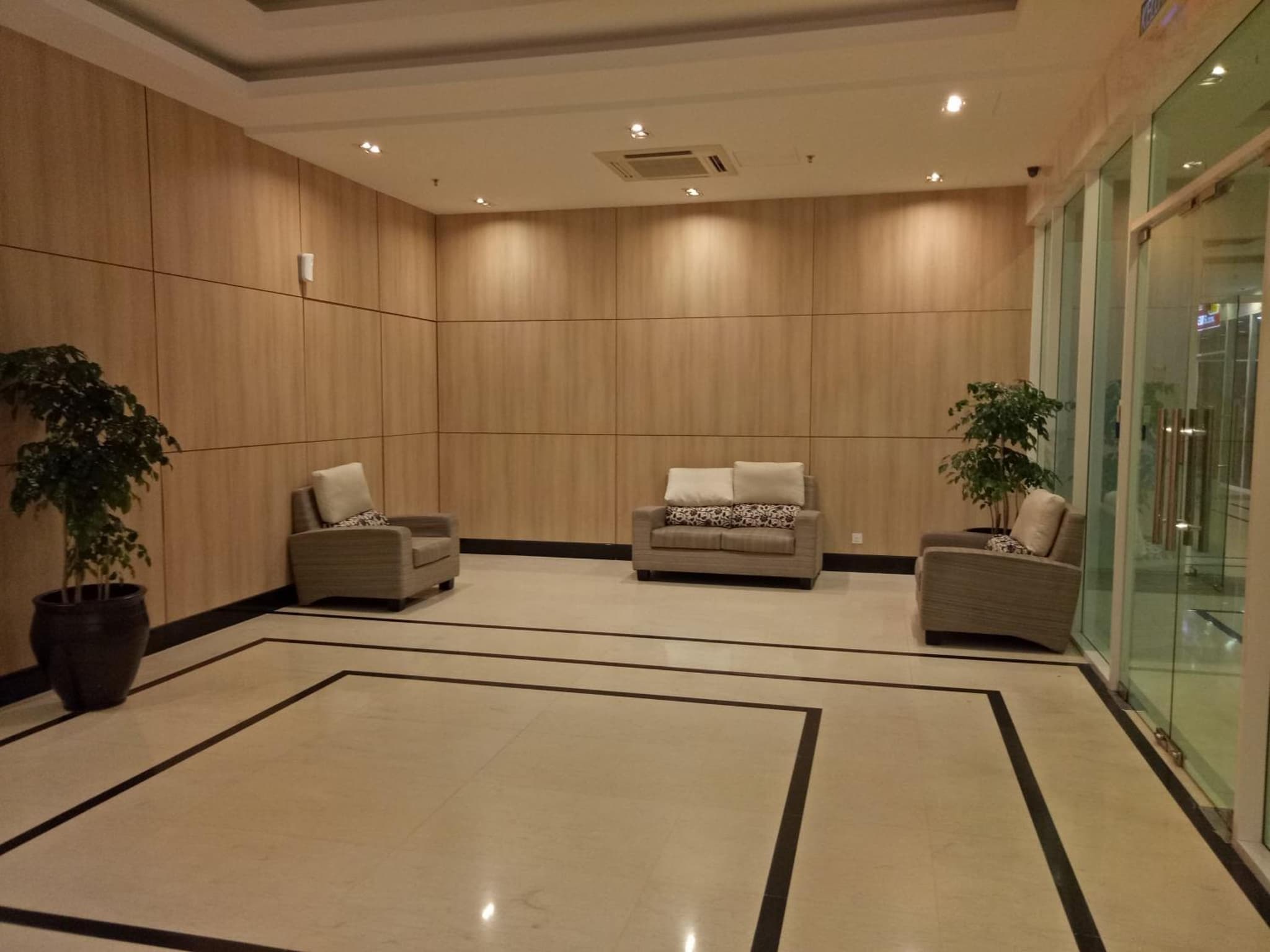 Mansion One by Hejmo Suites photo 7