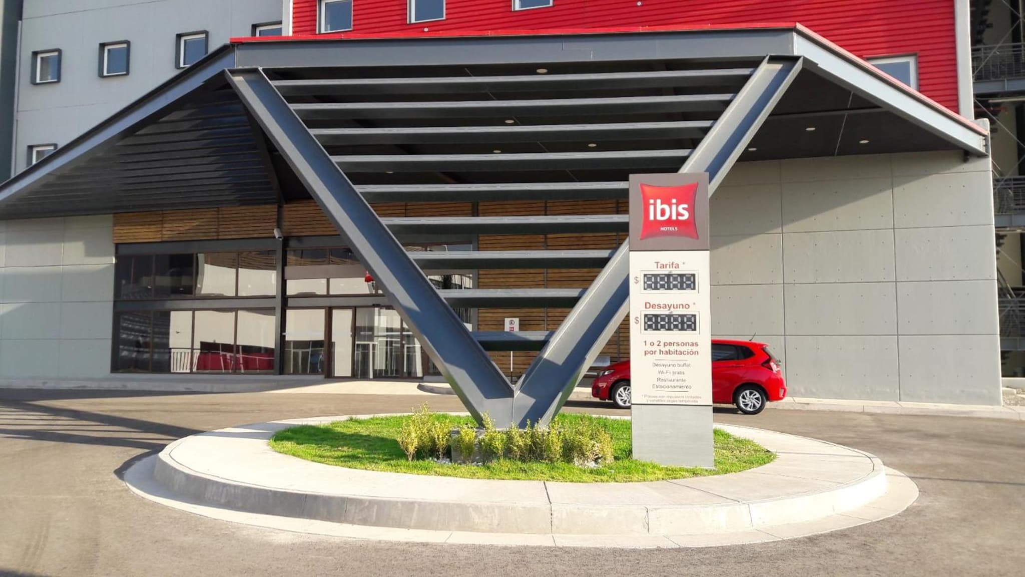Ibis Irapuato photo 7
