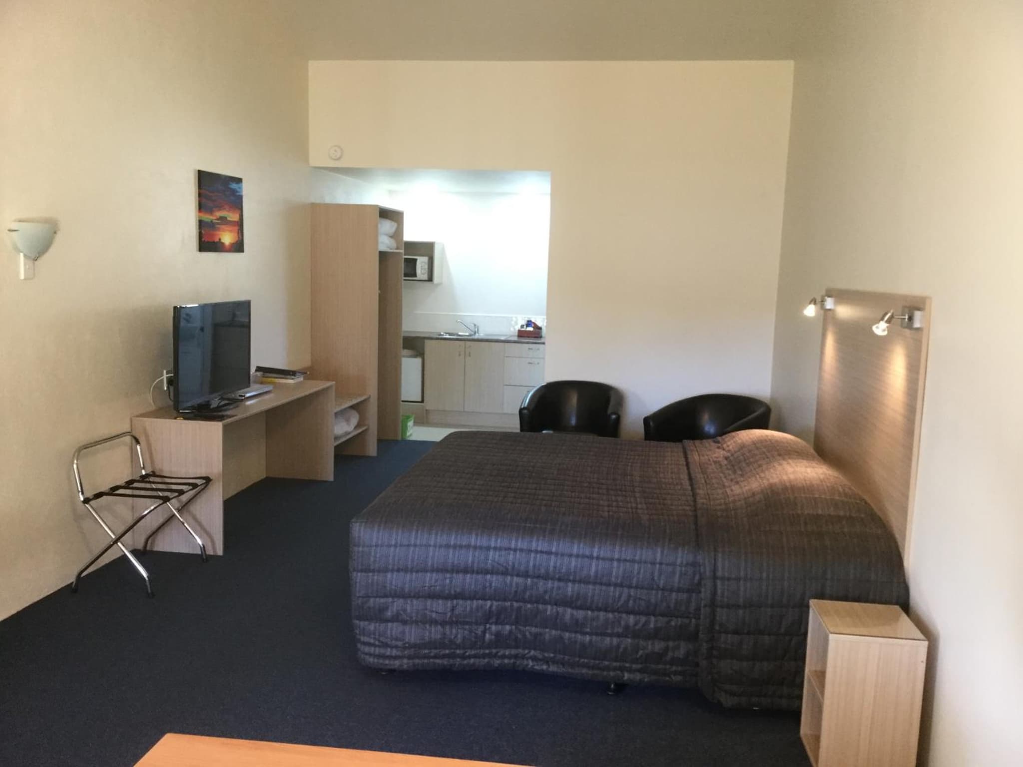 Captains Quarters Motor Inn photo 8