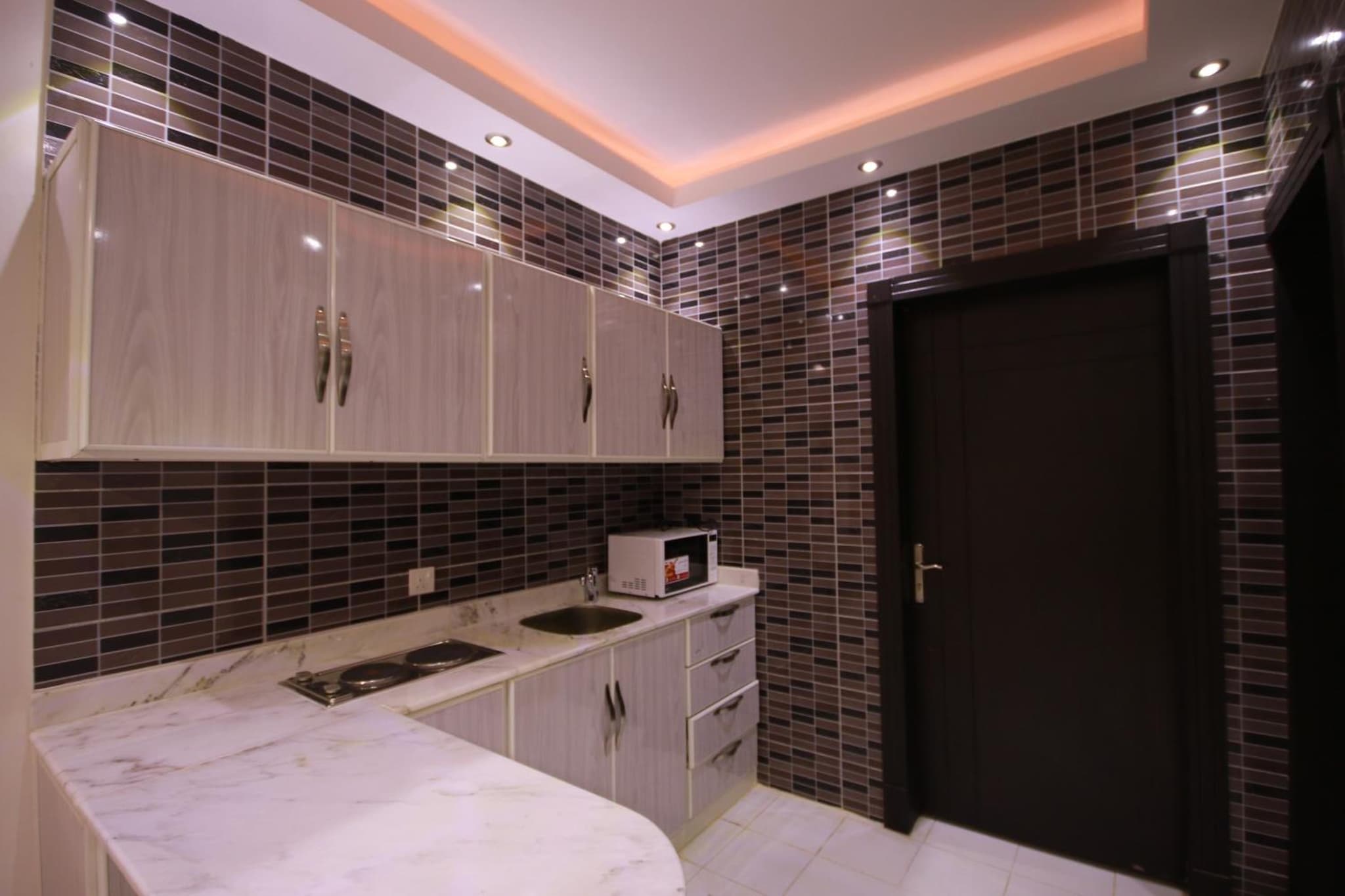 Beautiful Moment Furnished Apartments photo 5