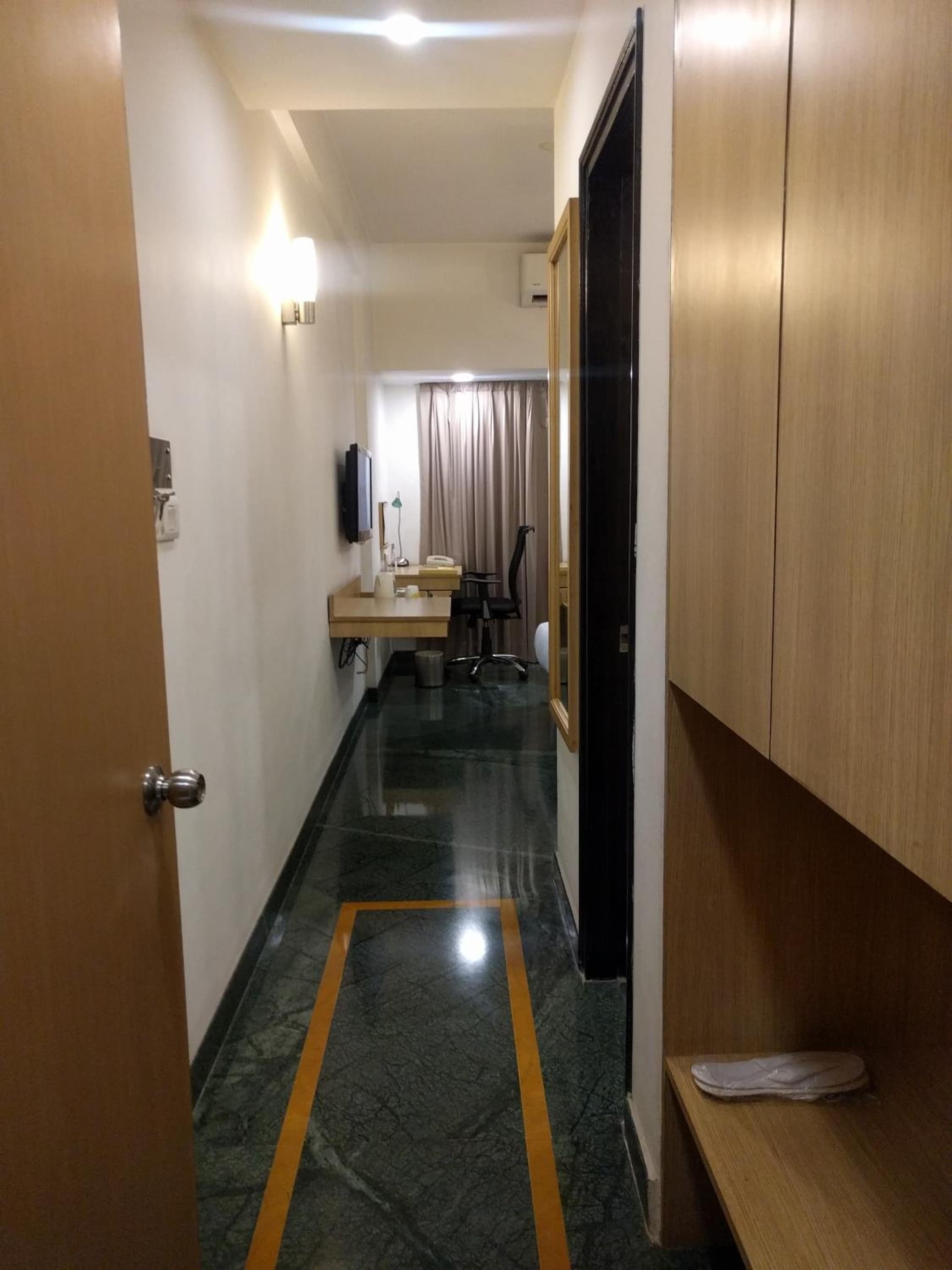 hotel room