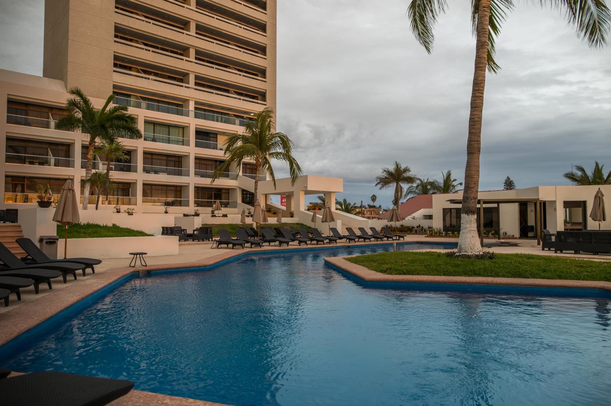 Ocean View Beach Hotel photo 3
