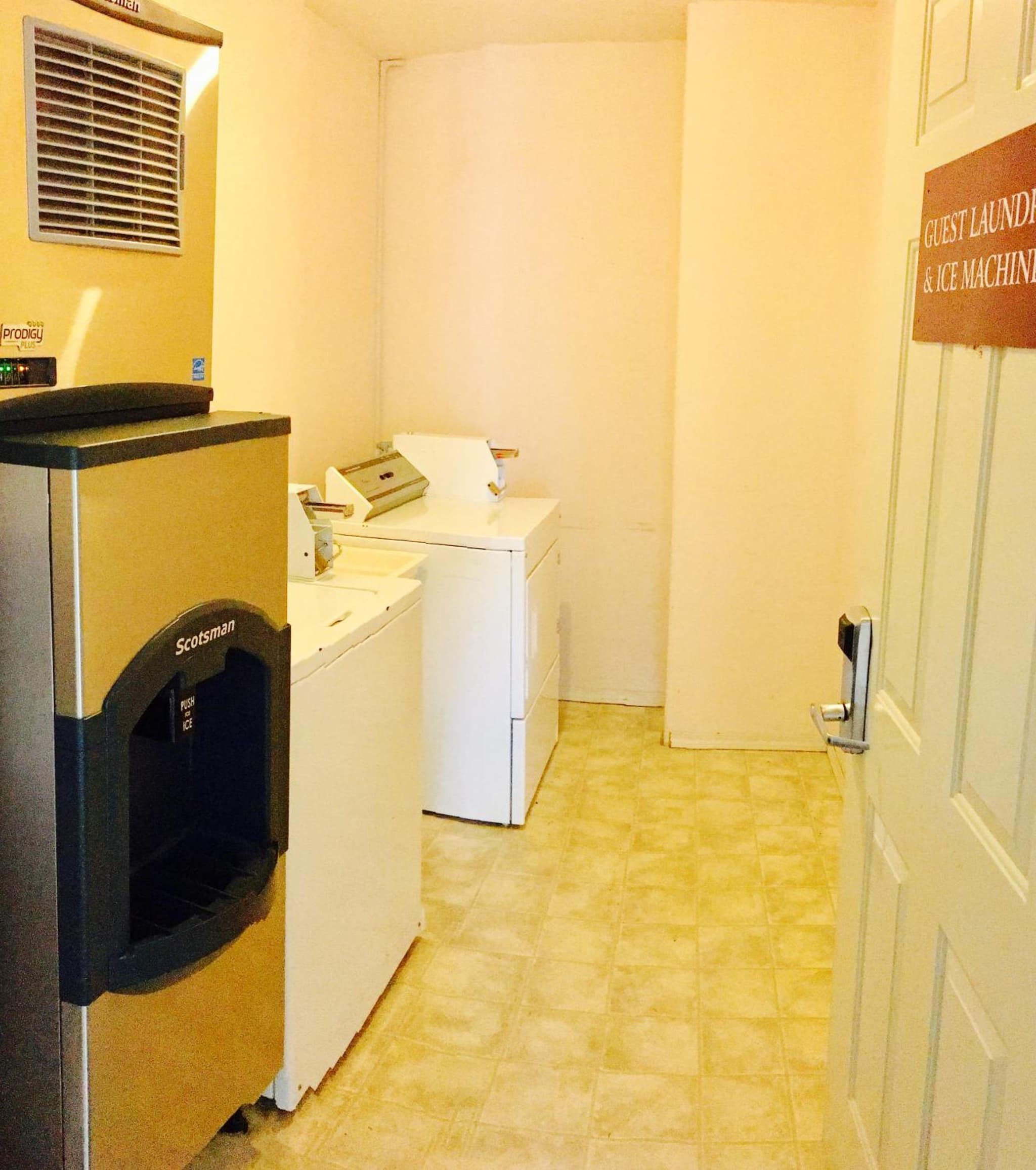 Country View Motor Inn photo 3