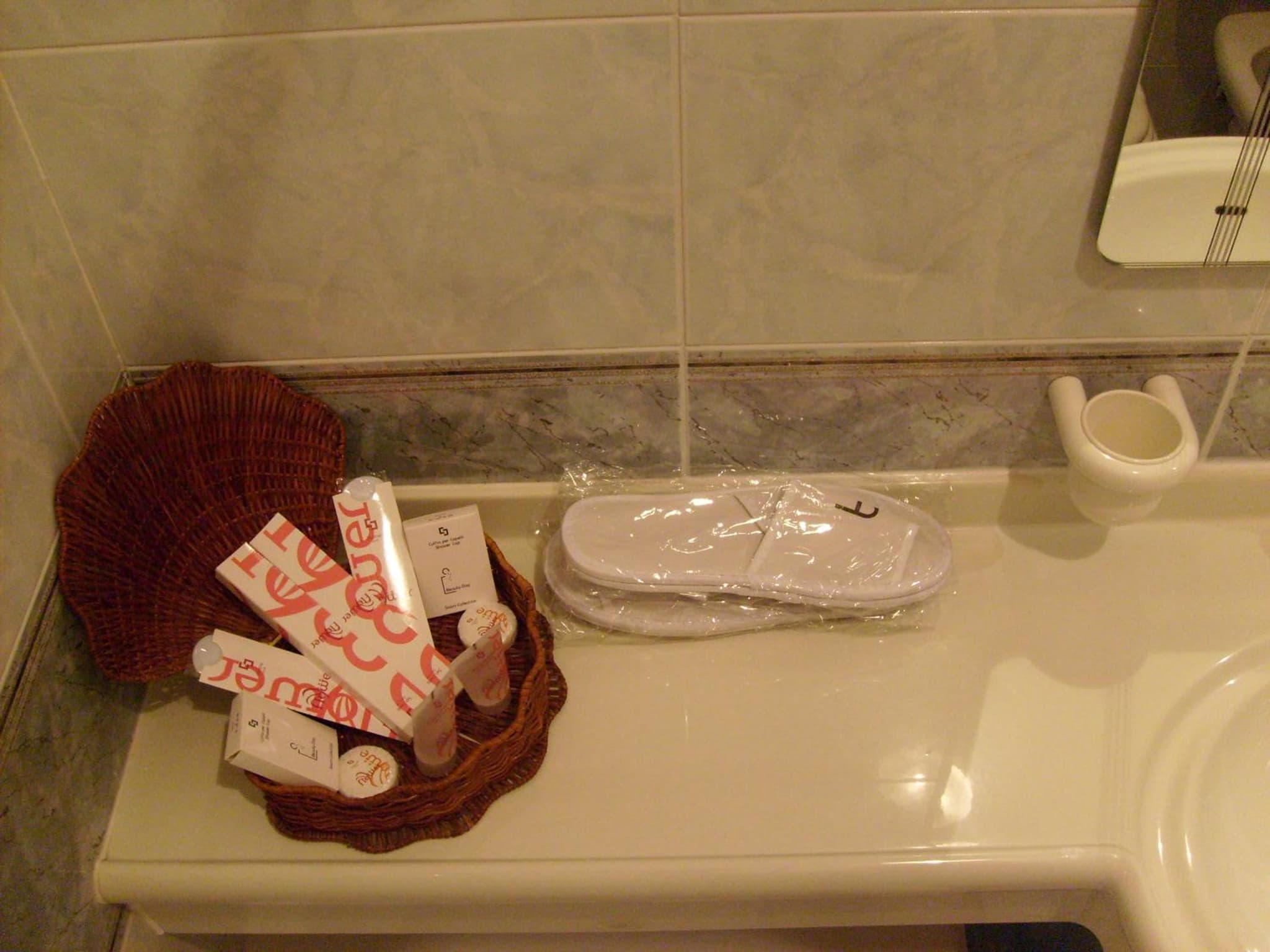 Hotel Motel Flower photo 5
