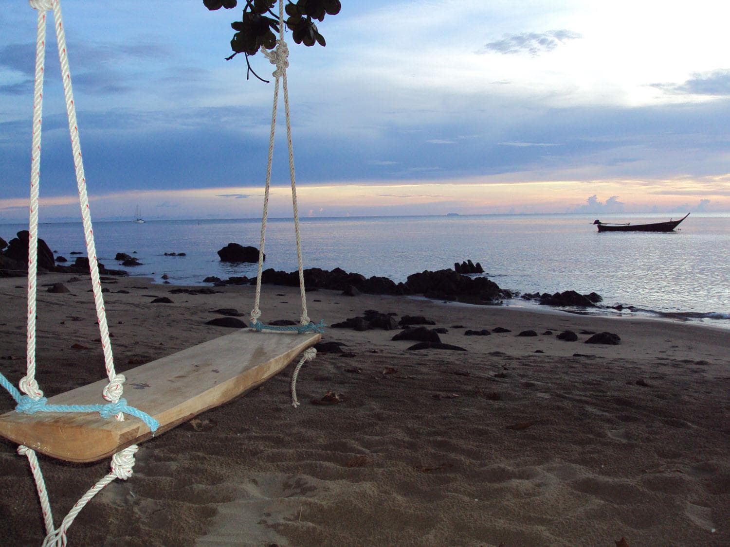 Jungle Hill Beach Bungalow photo 2
