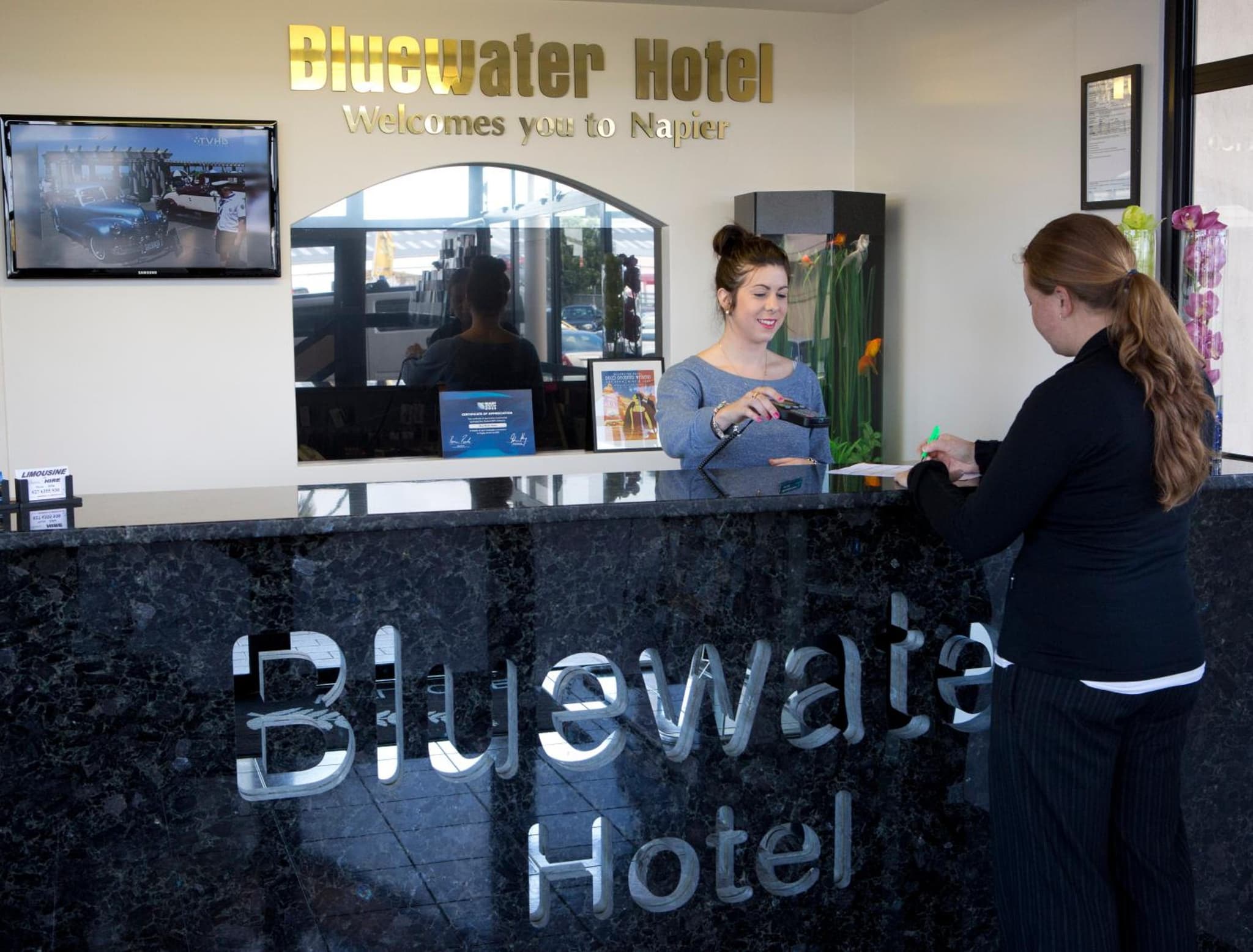 Bluewater Hotel photo 2