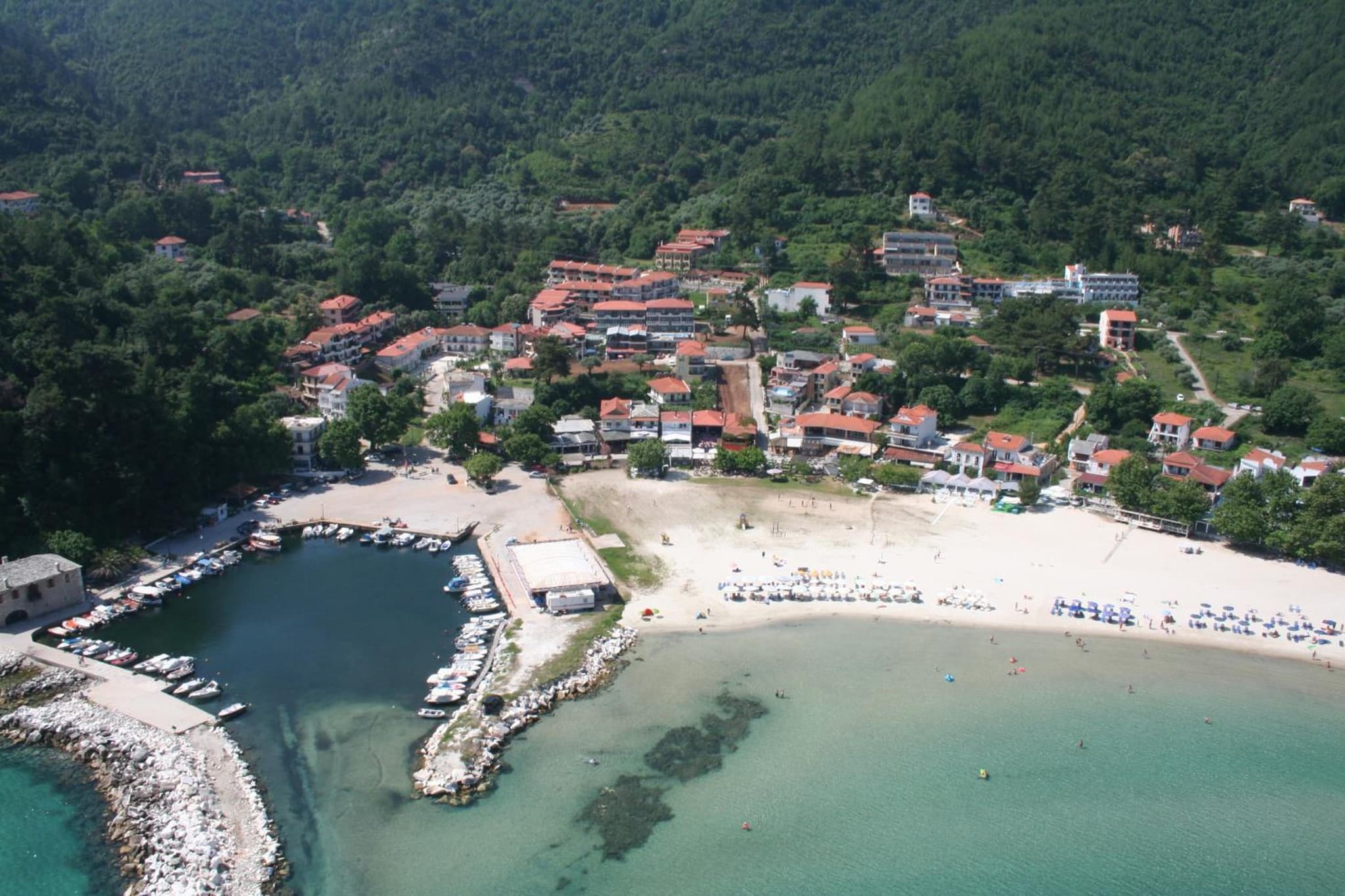 Ntinas Filoxenia Hotel & Spa photo 2