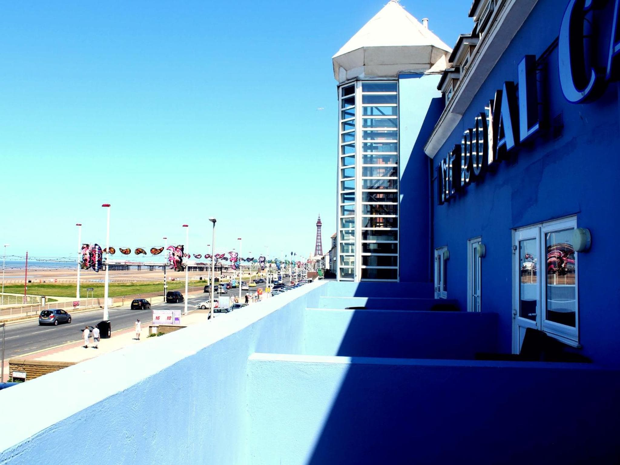 Glass Tower - By Central Beach Leisure photo 3