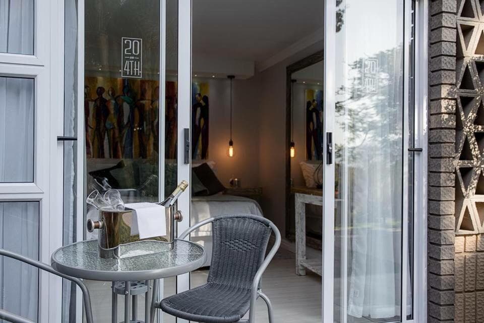 Luxury Upmarket Guesthouse 20 on 4th