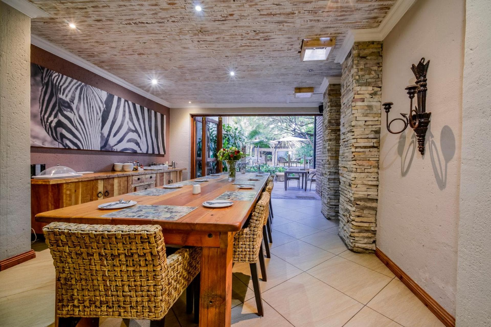 Zebrina Guest House photo 7