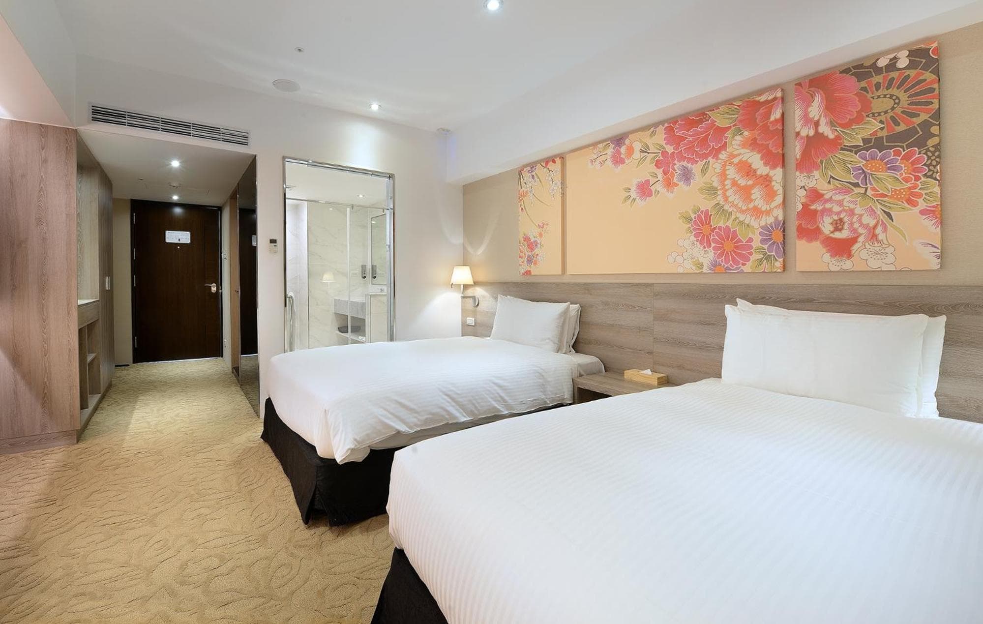 Aeris International Hotel photo 9