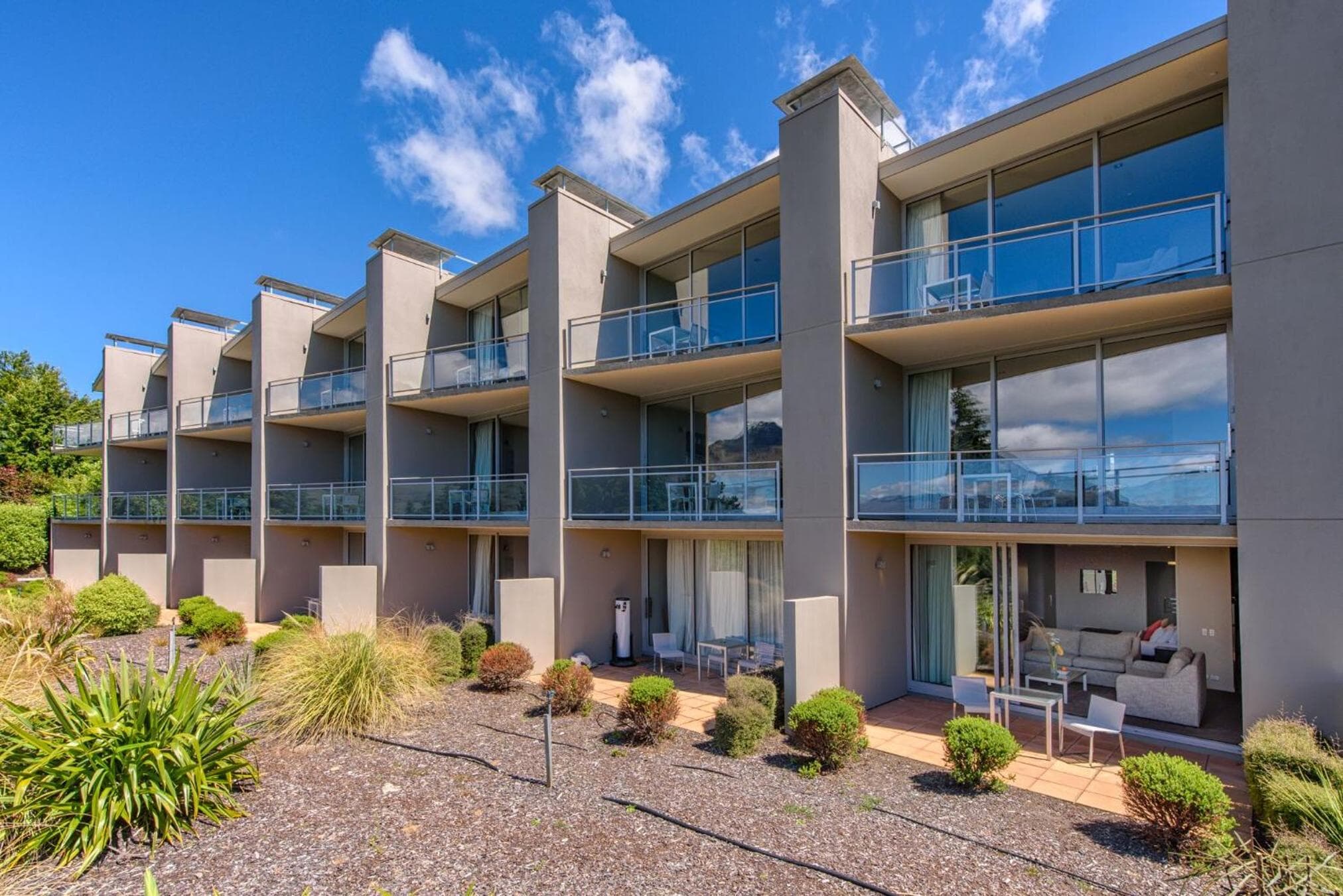 Highview Apartments photo 8