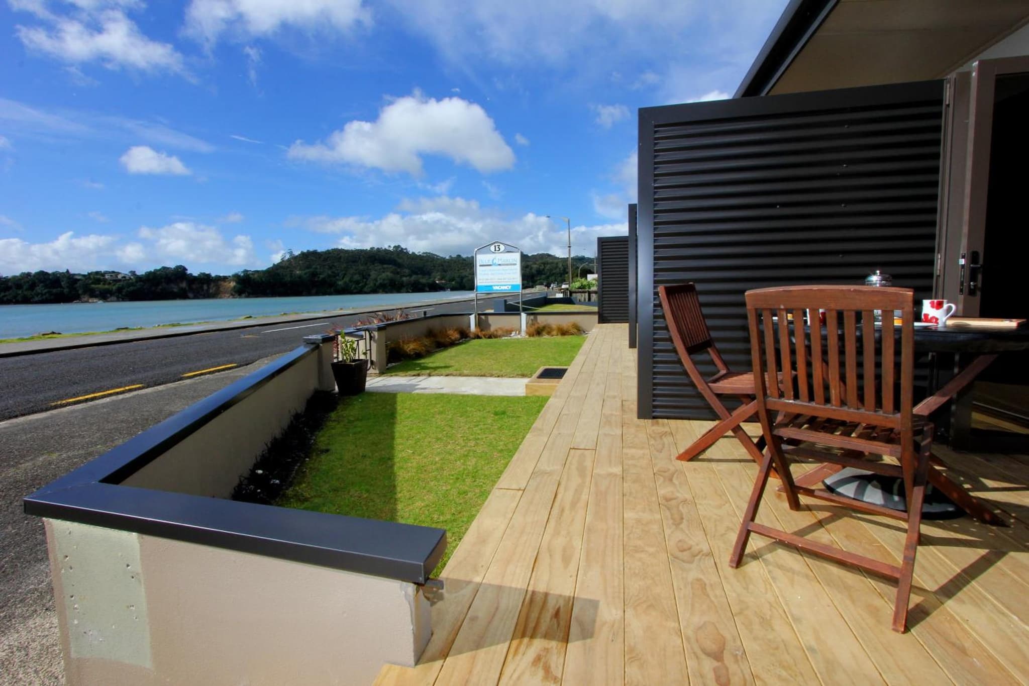 Blue Marlin Apartments photo 6