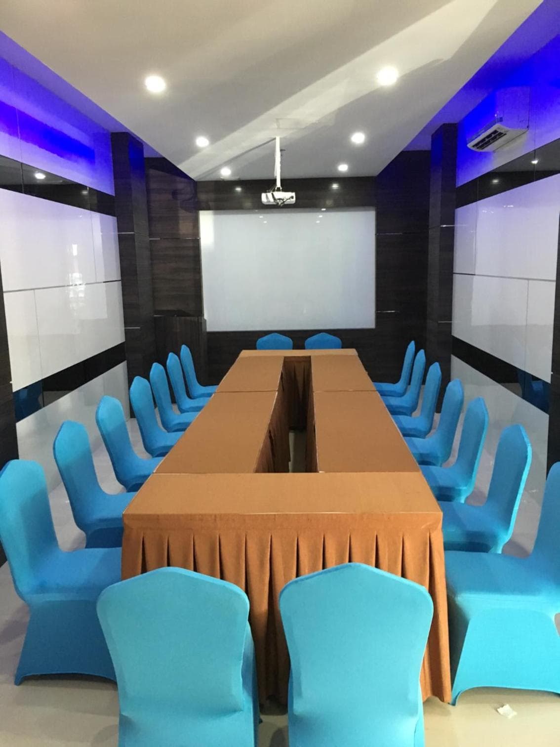 OS Hotel Airport Batam photo 8