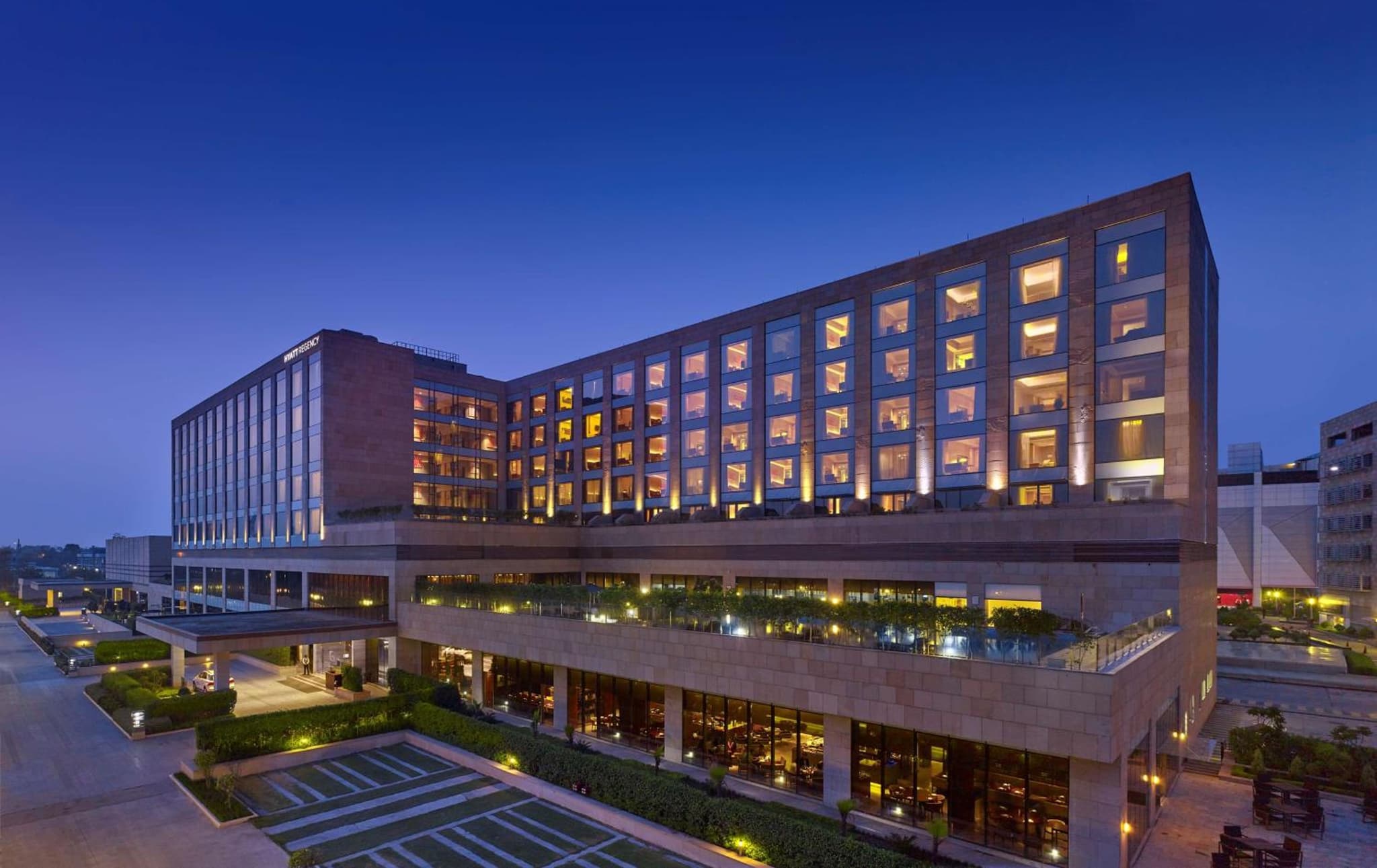 Hyatt Regency Chandigarh, Elante Mall