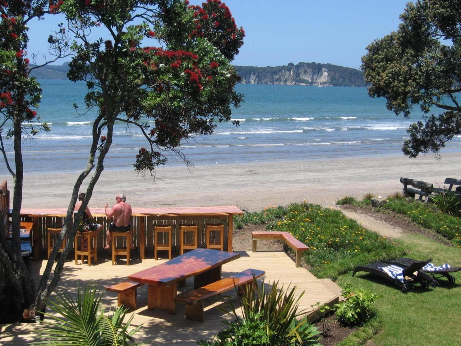 Beachfront Resort photo 5