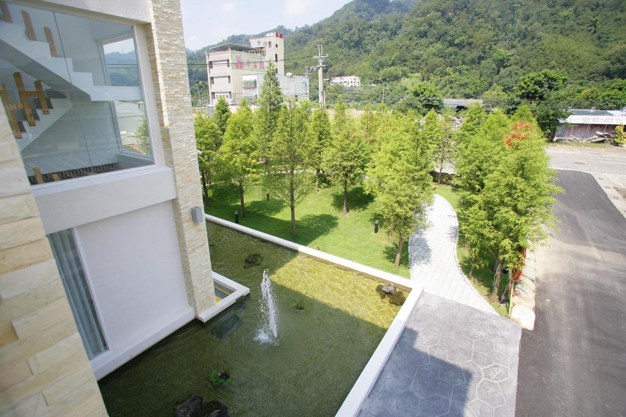 Xianel Vacation Chateau photo 5