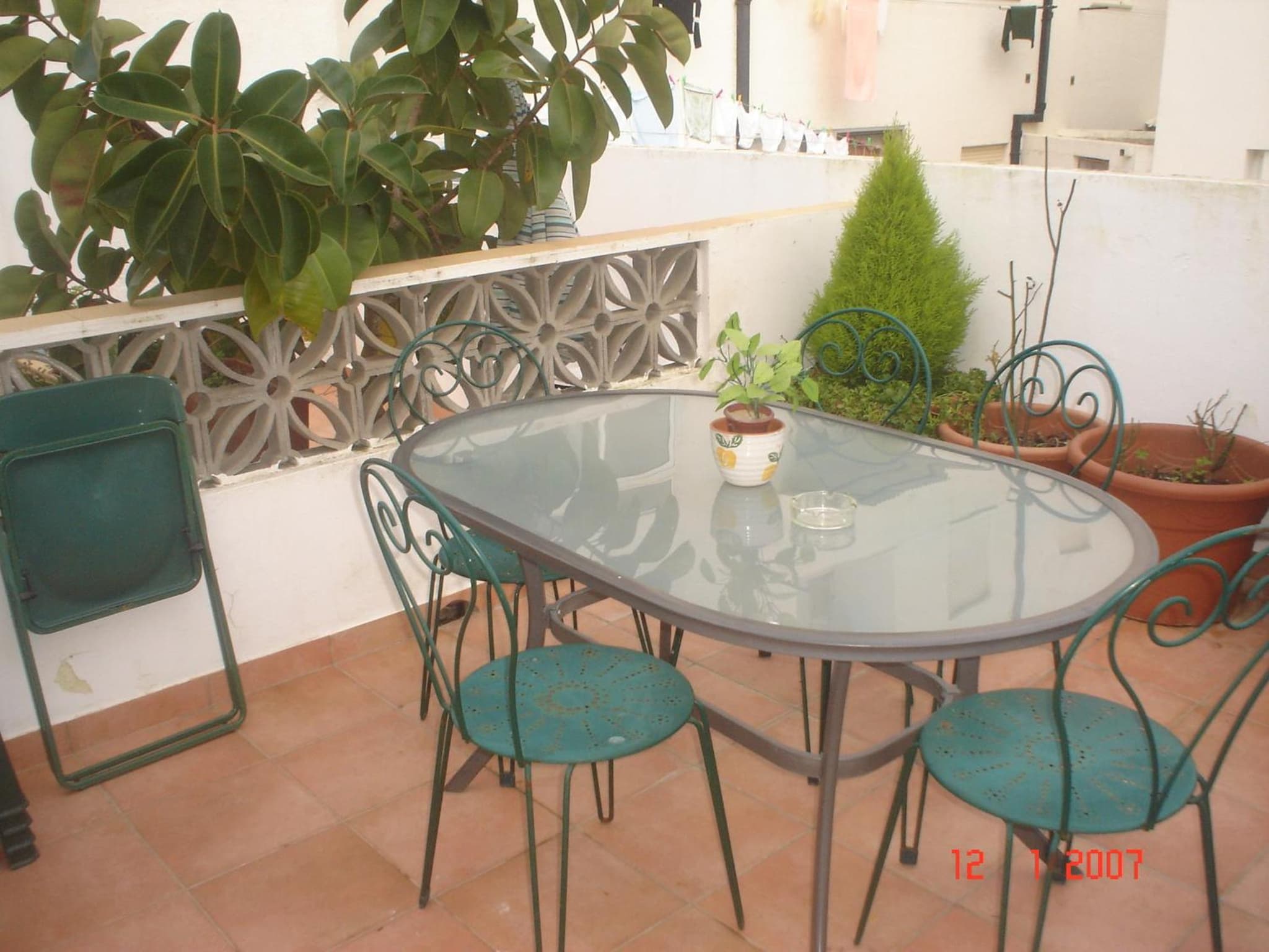 Dinas Guesthouse photo 6
