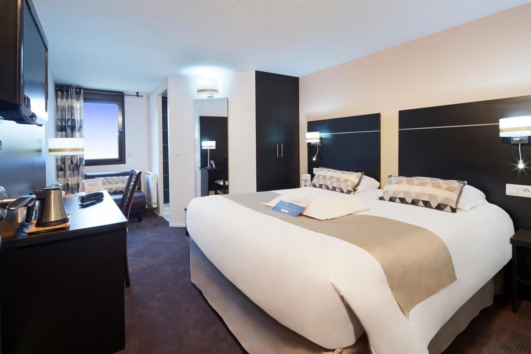 Kyriad Hotel Meaux photo 6