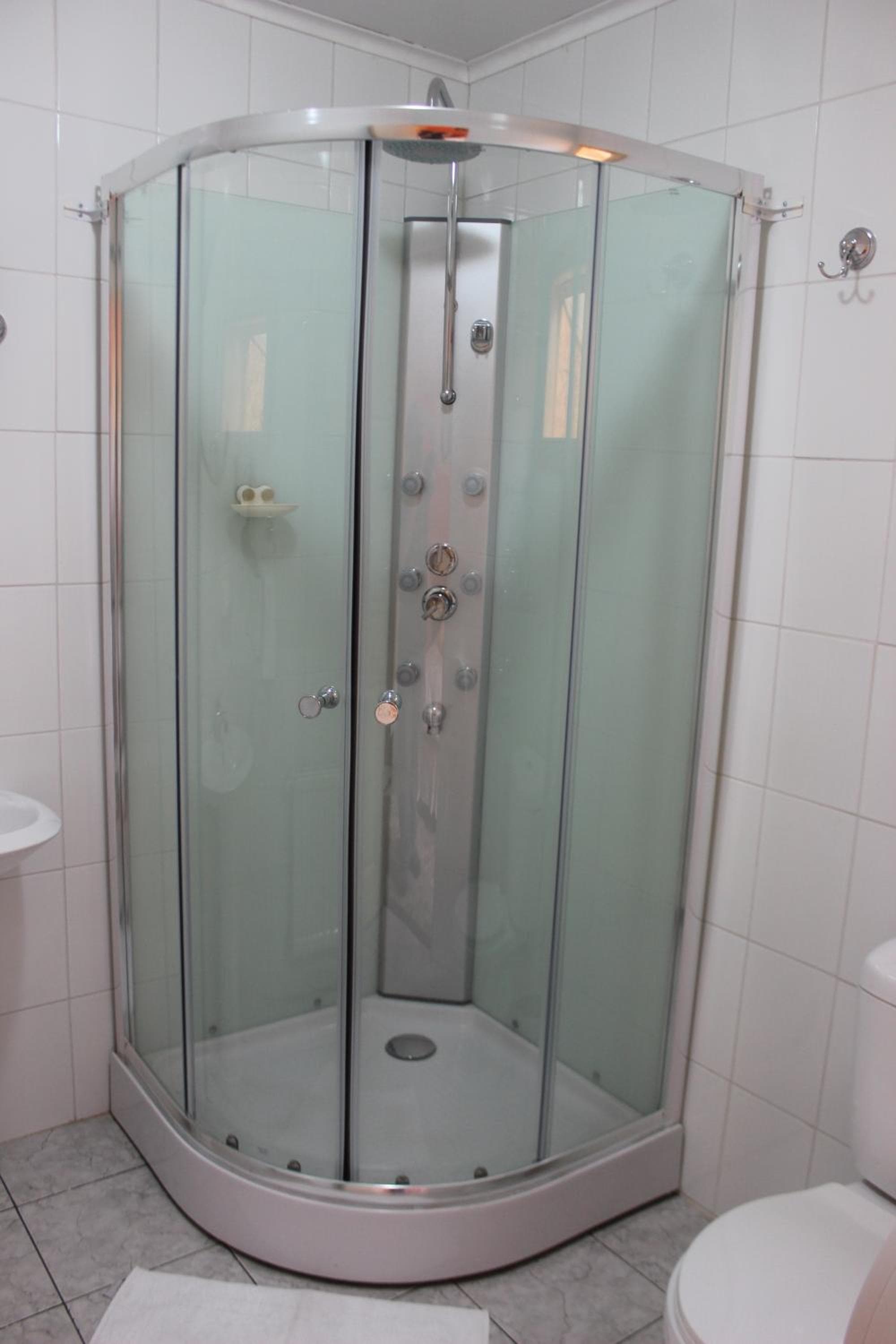 Hostal Baquedano photo 4