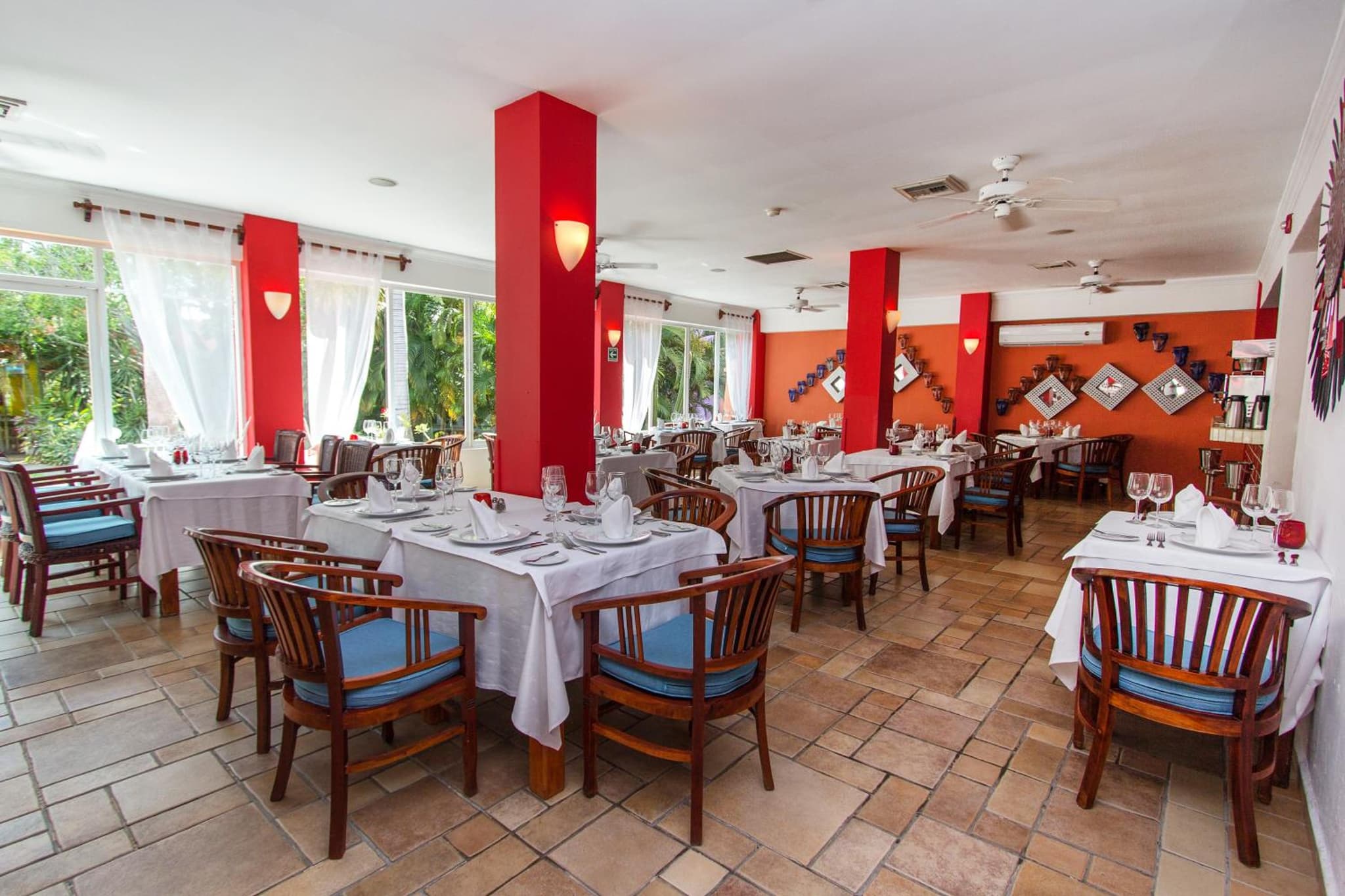 Grand Decameron Complex Bucerias, A Trademark All-Inclusive Resort photo 9