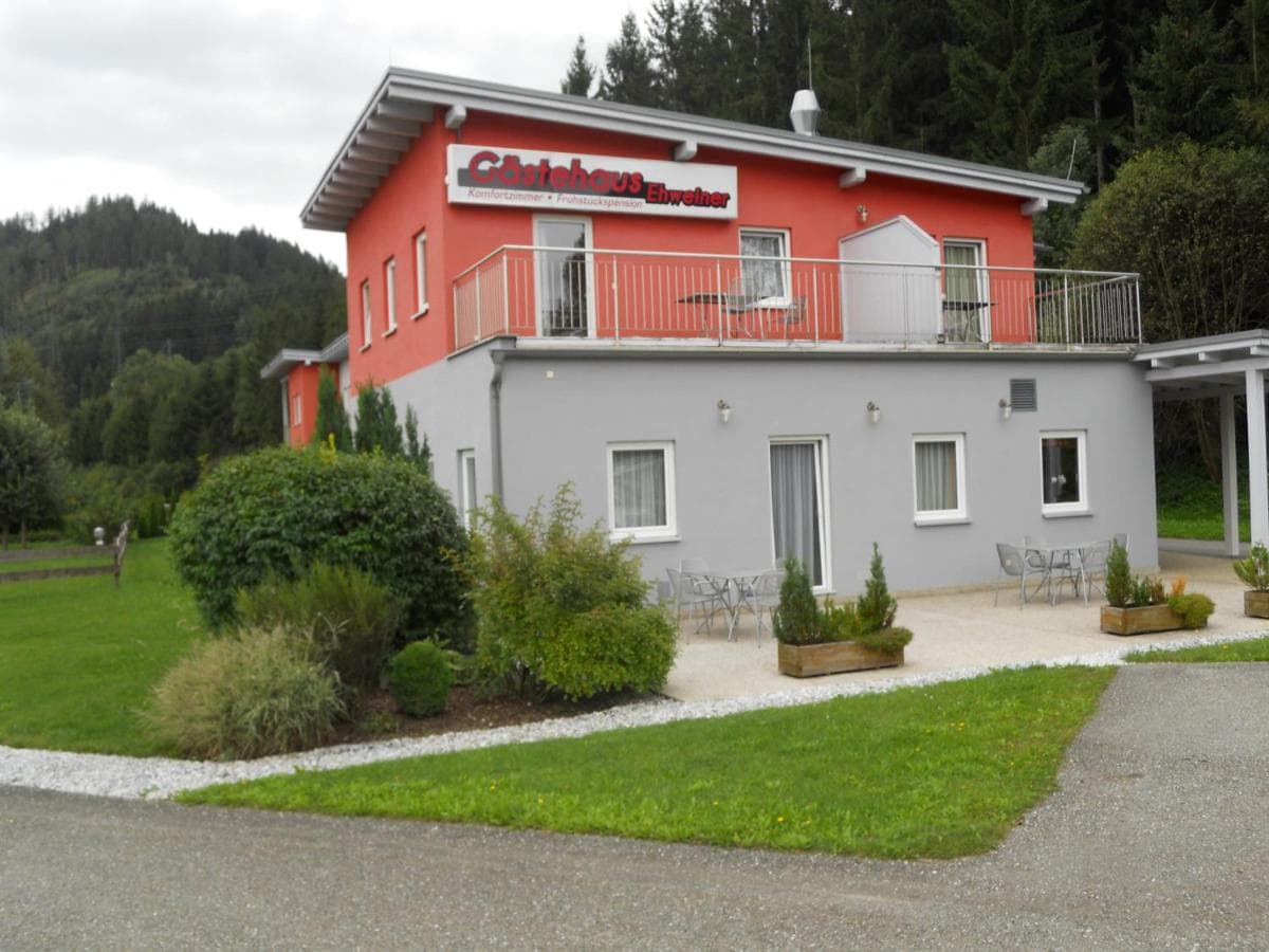 Gästehaus Ehweiner photo 4