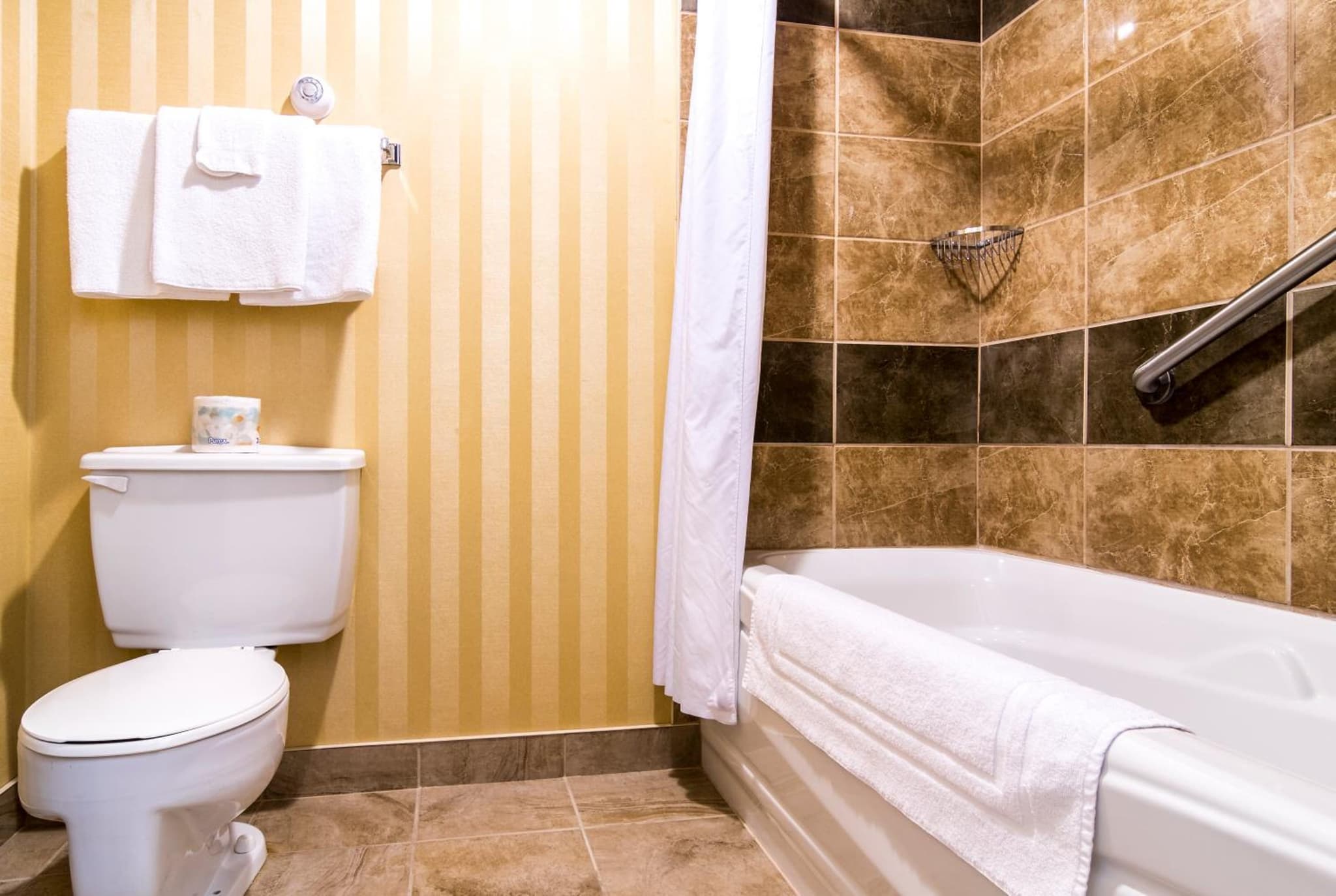 Sinbads Hotel & Suites photo 2