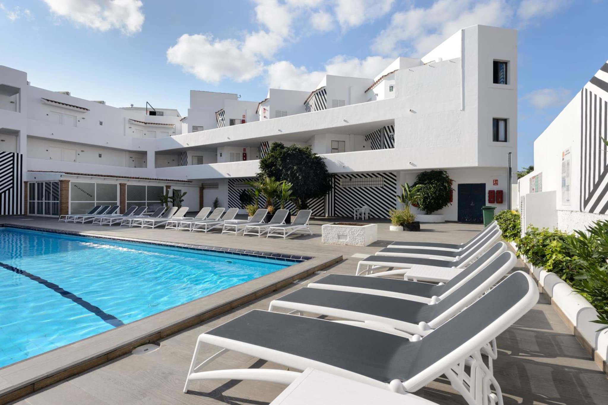 Aparthotel Vibra Mogambo - Adults only photo 9
