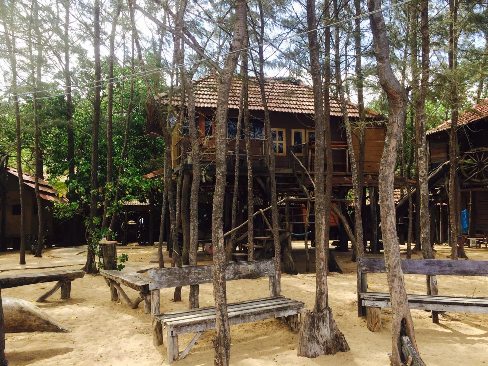 Beach Hut photo 5