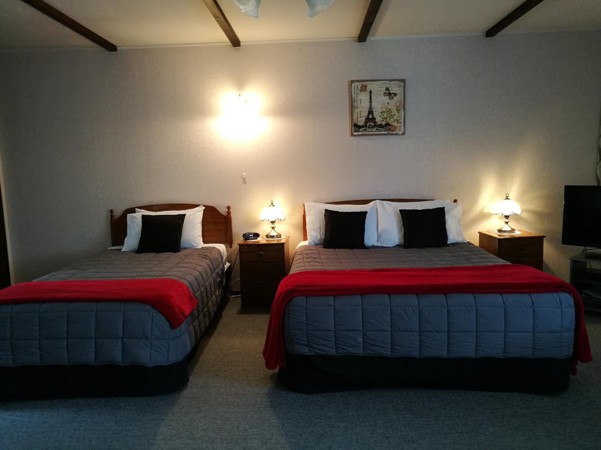 Hacienda Motel photo 5