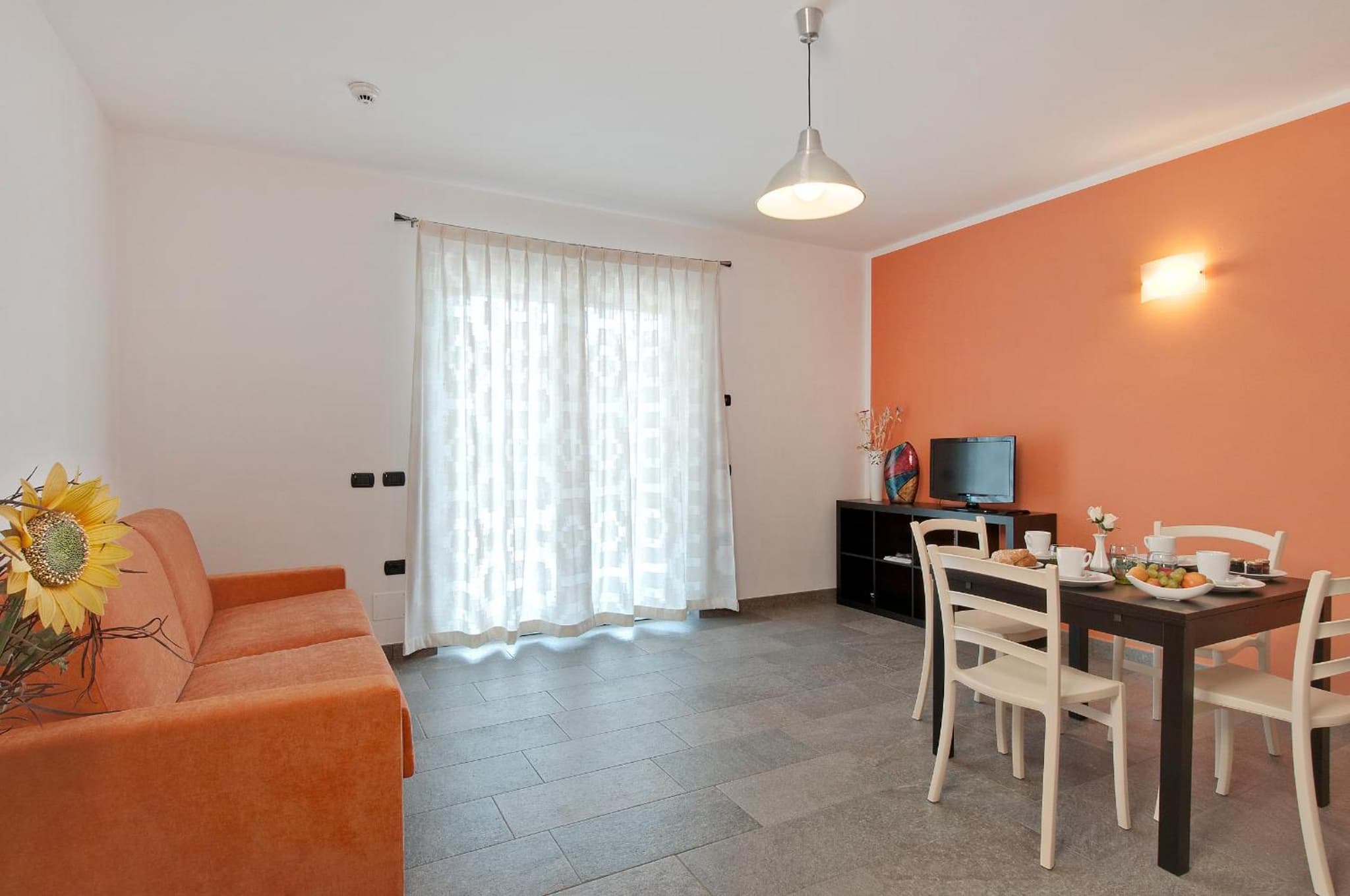 Helianthus Residence photo 3