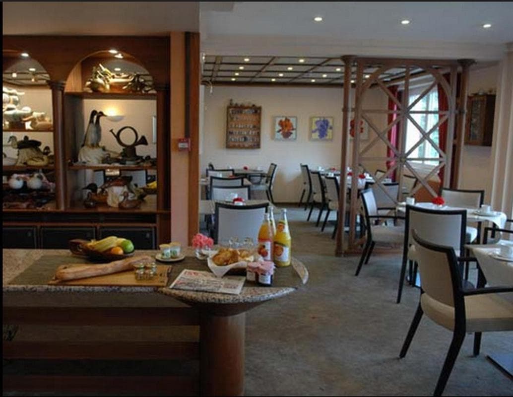 Hotel Les Remparts photo 6