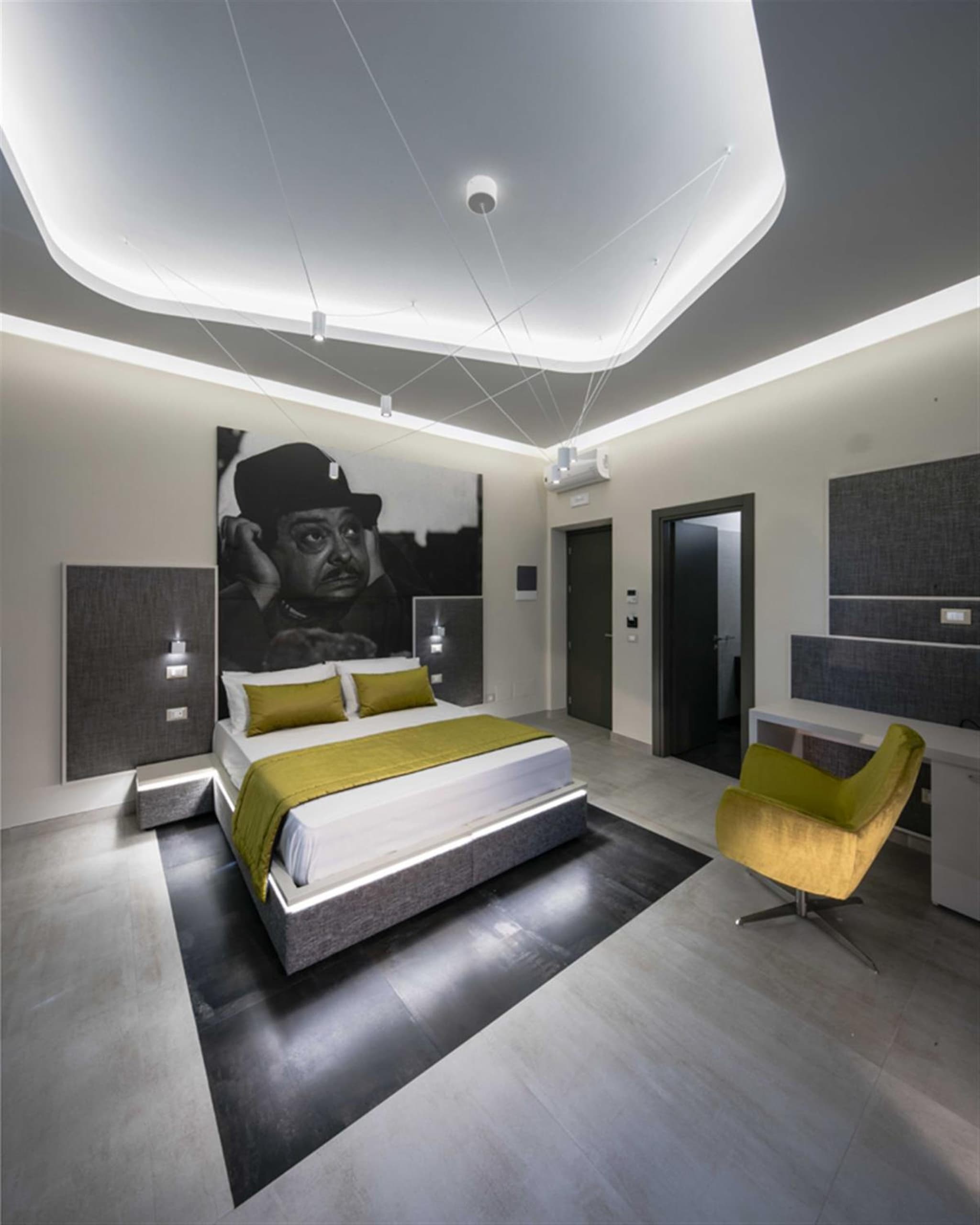 Via Veneto Luxury Suites photo 4