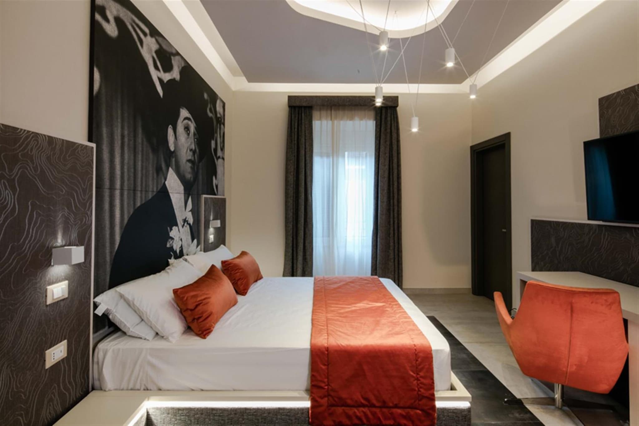 Via Veneto Luxury Suites photo 6