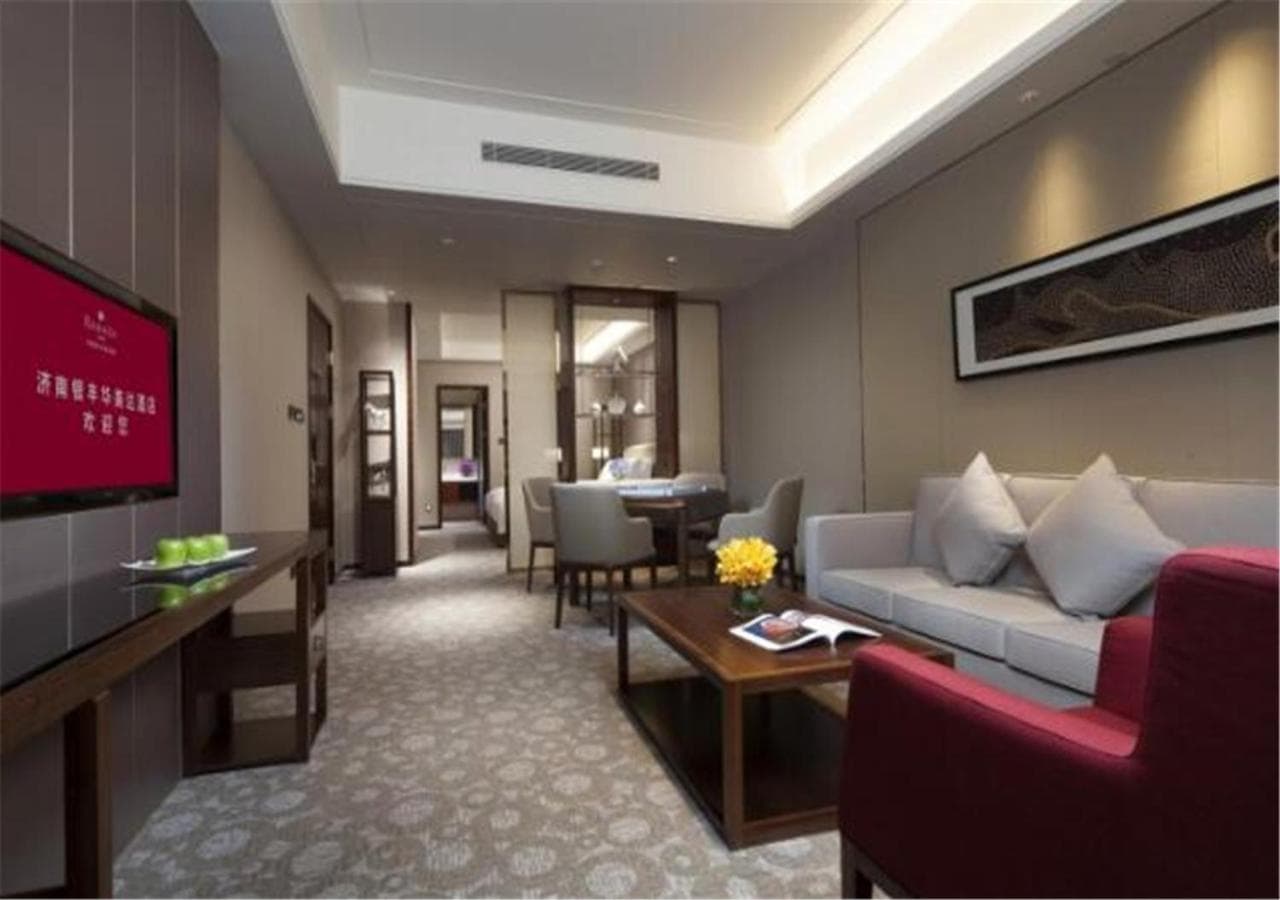 Ramada Jinan photo 2