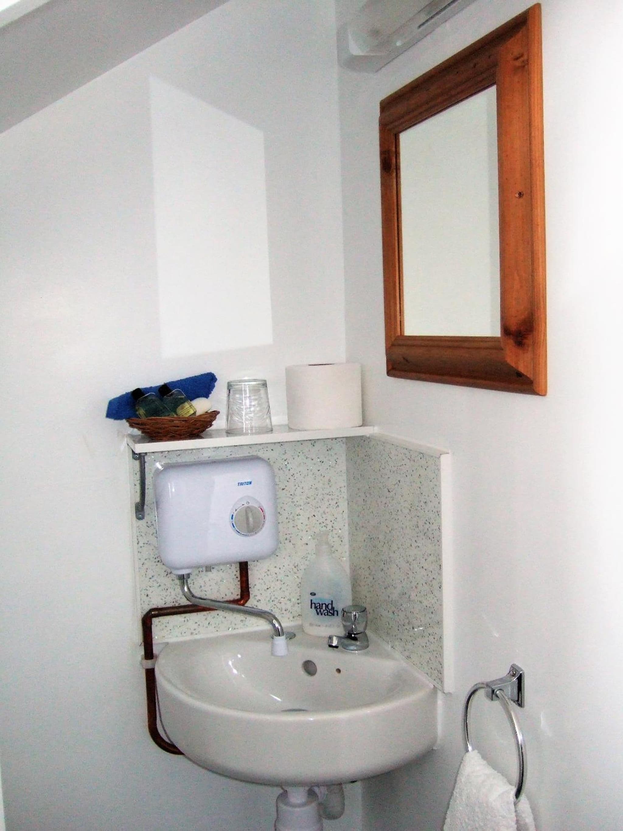 Links Side Guest House photo 5