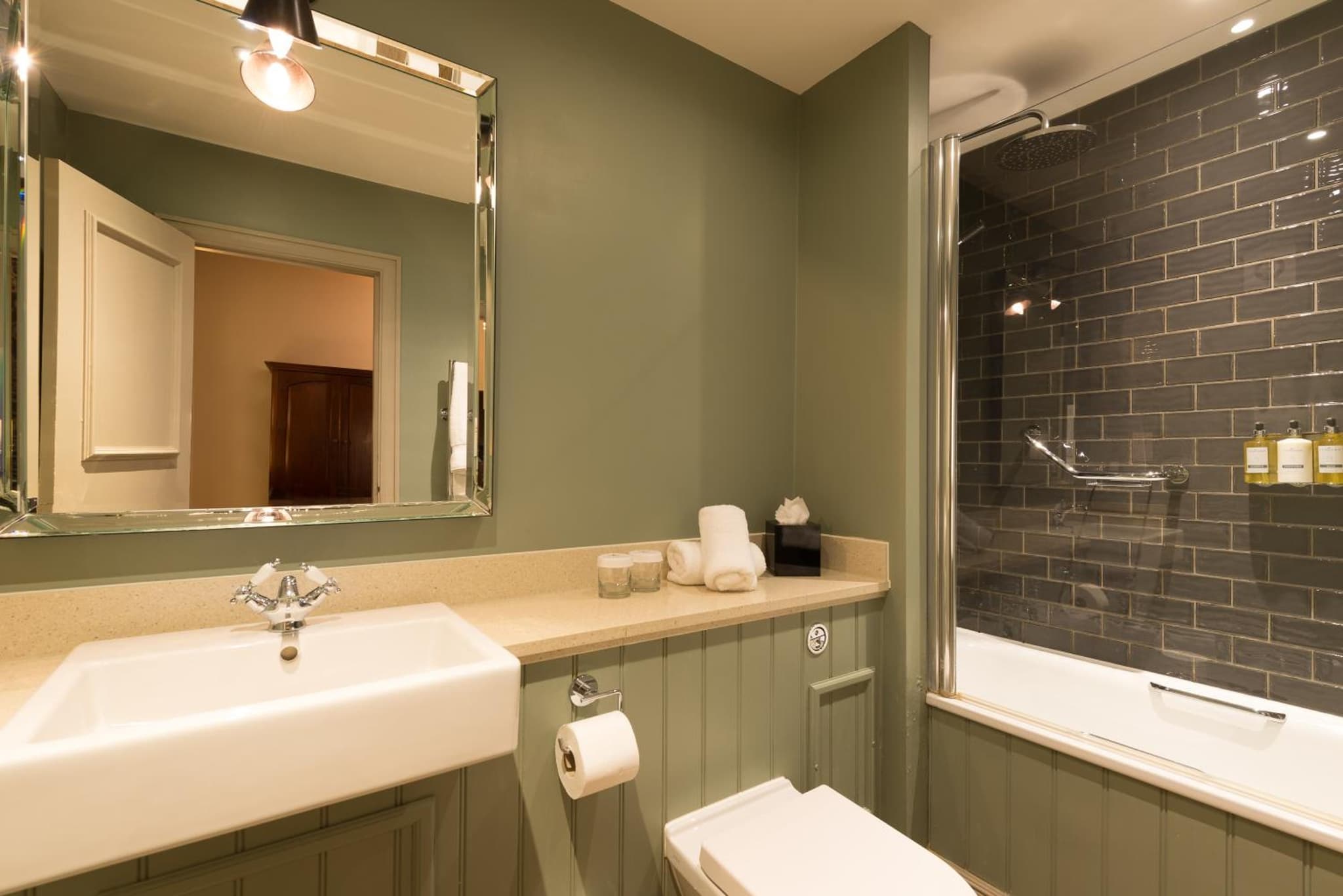 The Crown Manor House Hotel photo 6