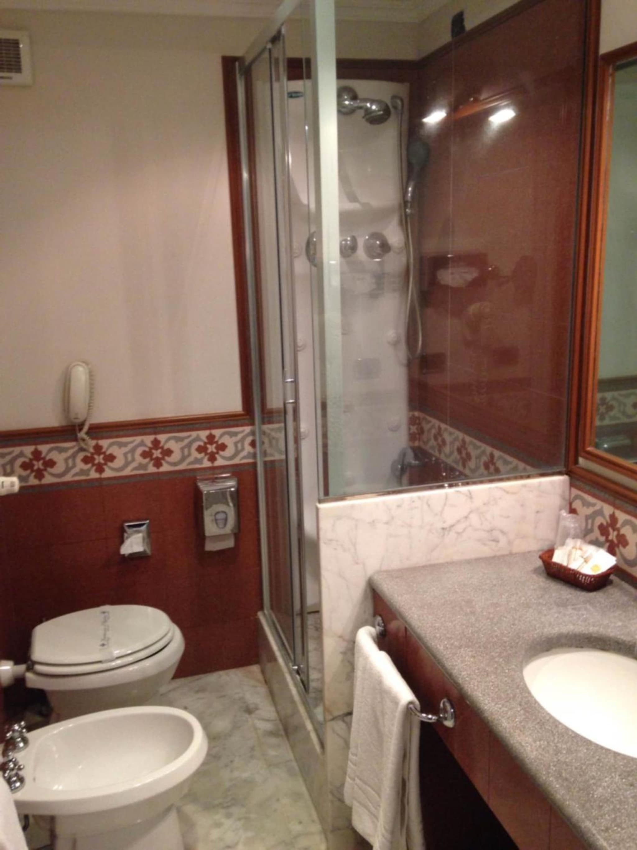 Hotel Flora photo 9