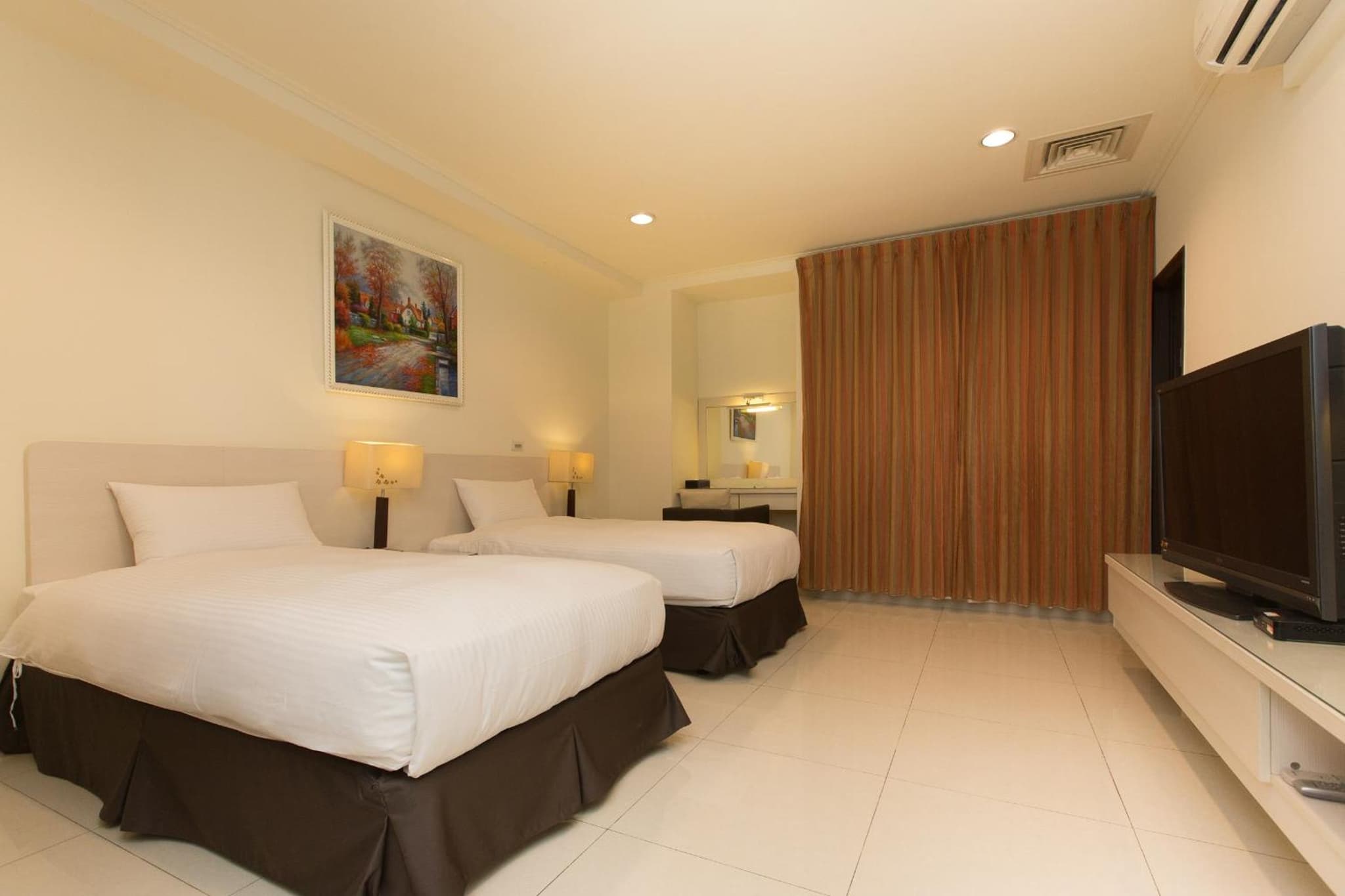 F Hotel - Sanyi - pet-friendly photo 3
