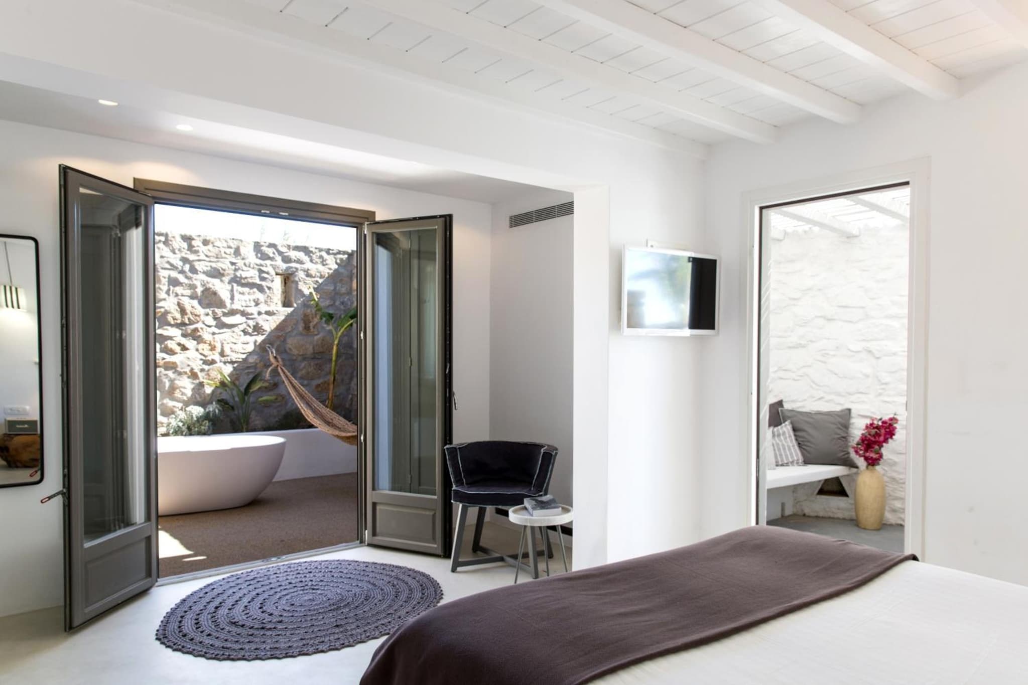 Ostraco Suites photo 7